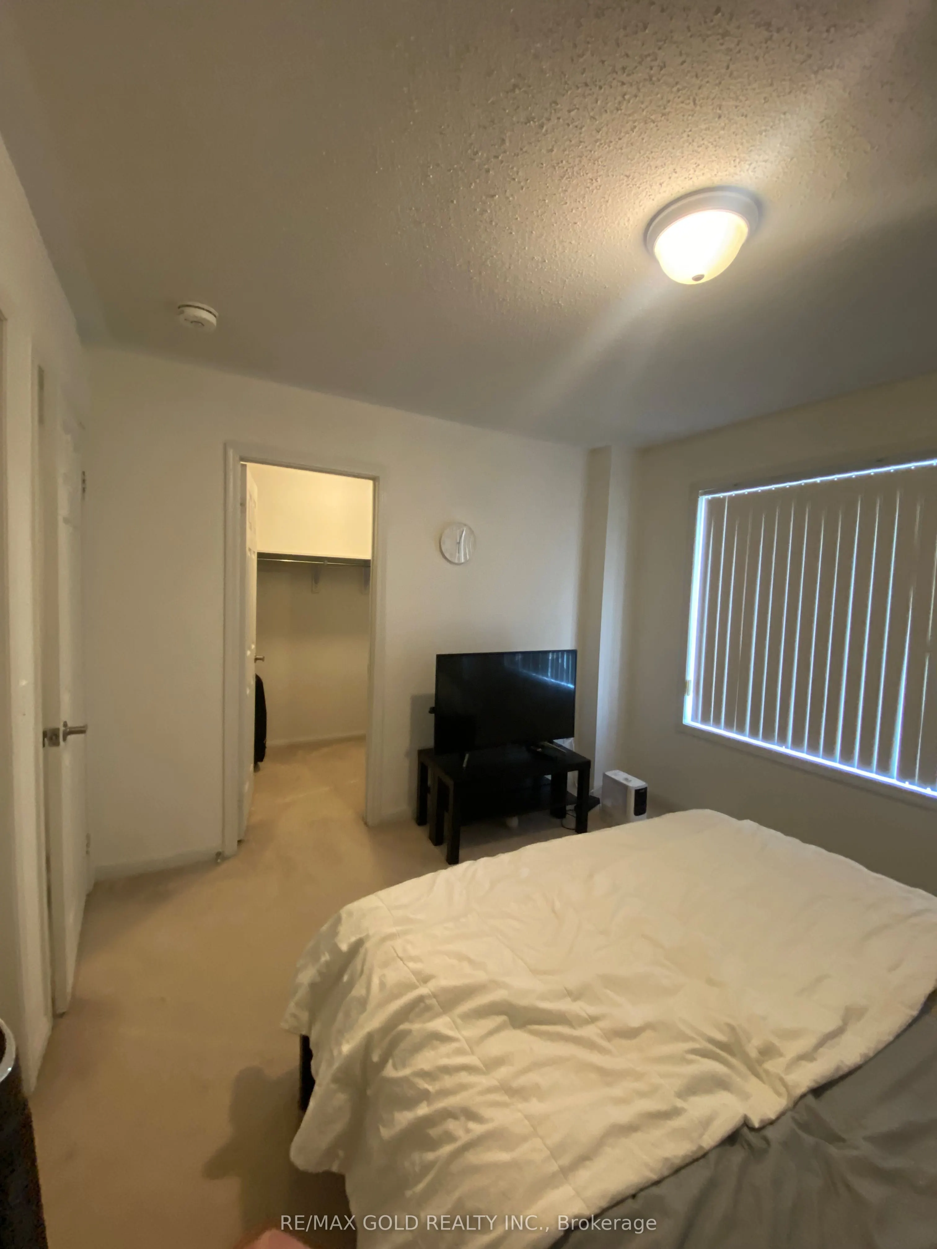 1 Beckenrose Court, #137