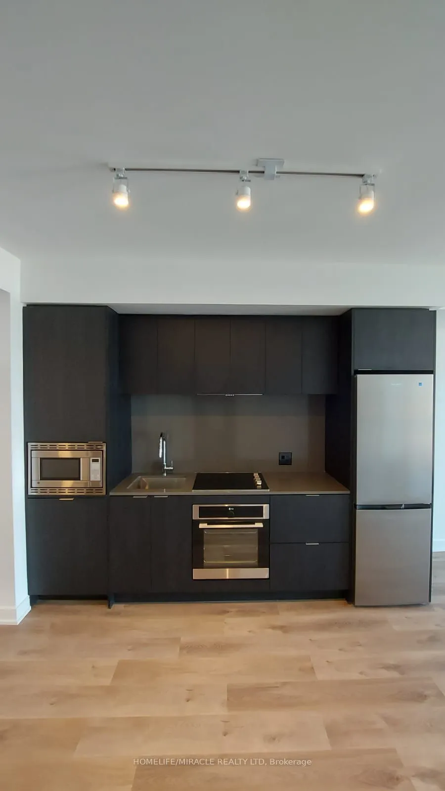 3009 NOVAR Road W, #1219