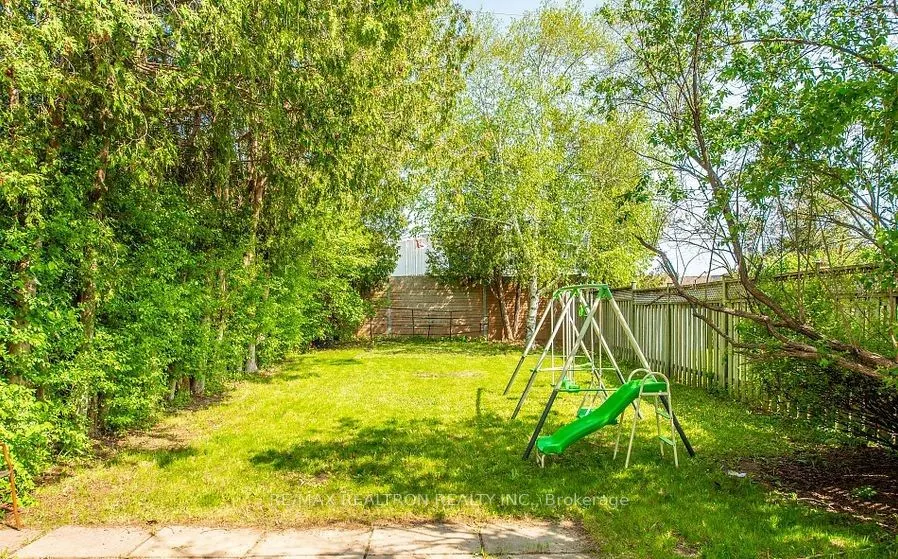 60 Northwood Drive