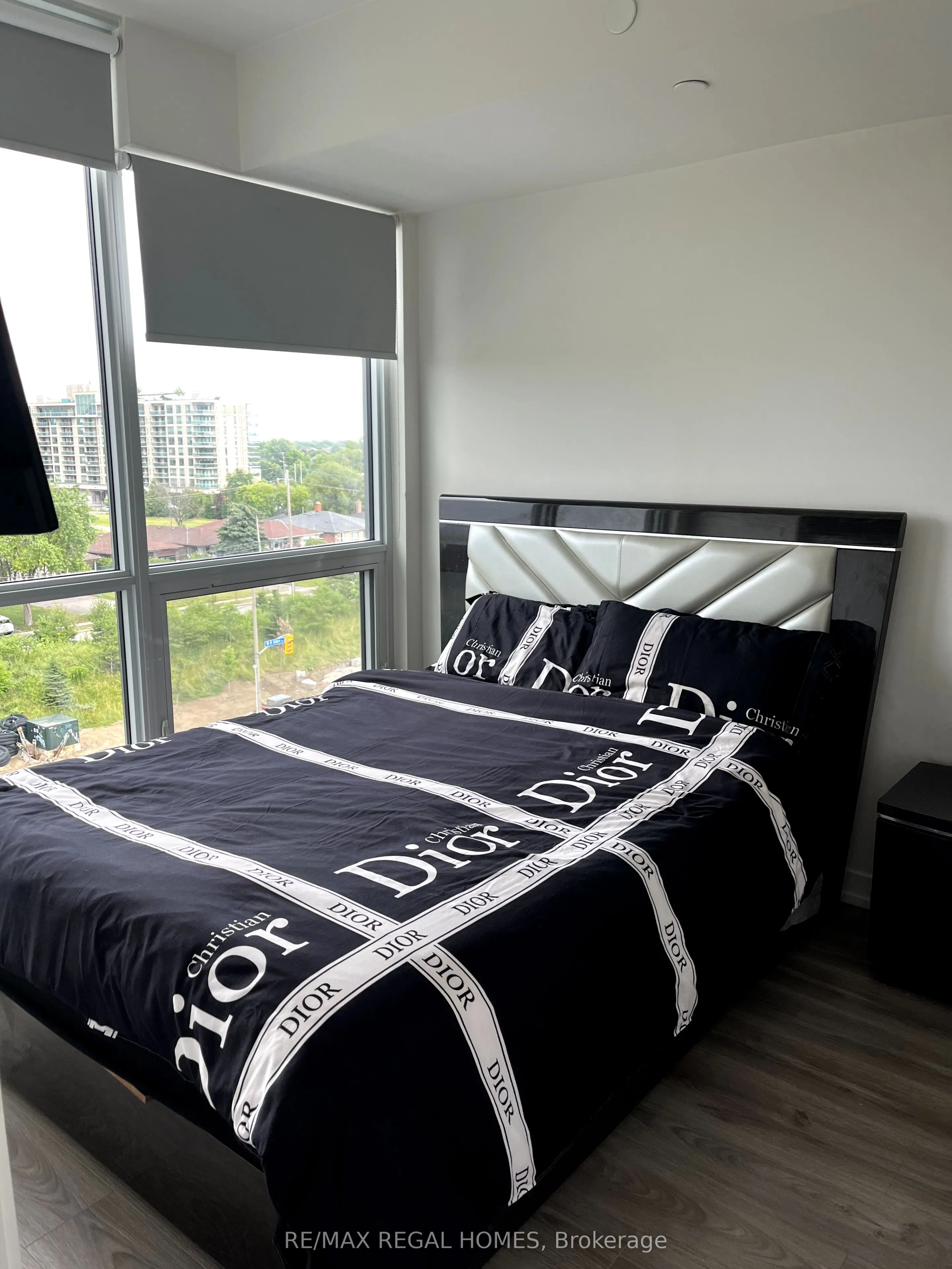 10 De Boers Drive, #608
