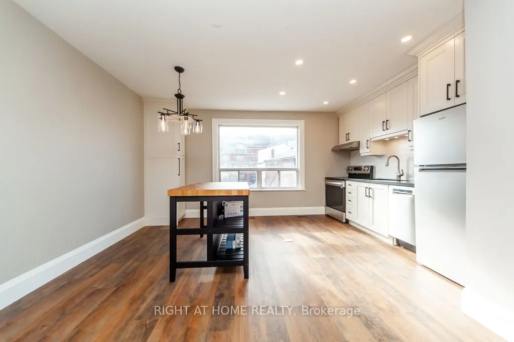 3328 Dundas Street W, #Upper