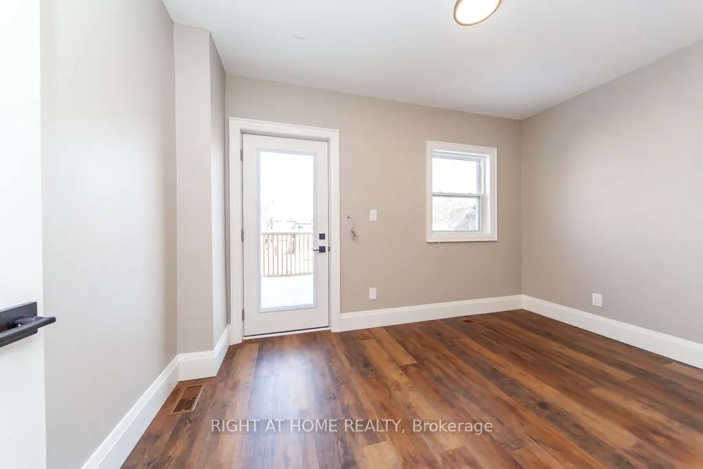 3328 Dundas Street W, #Upper