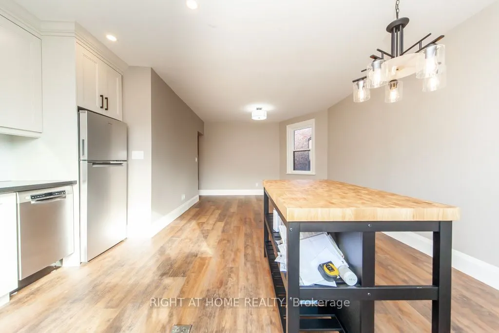 3328 Dundas Street W, #Upper