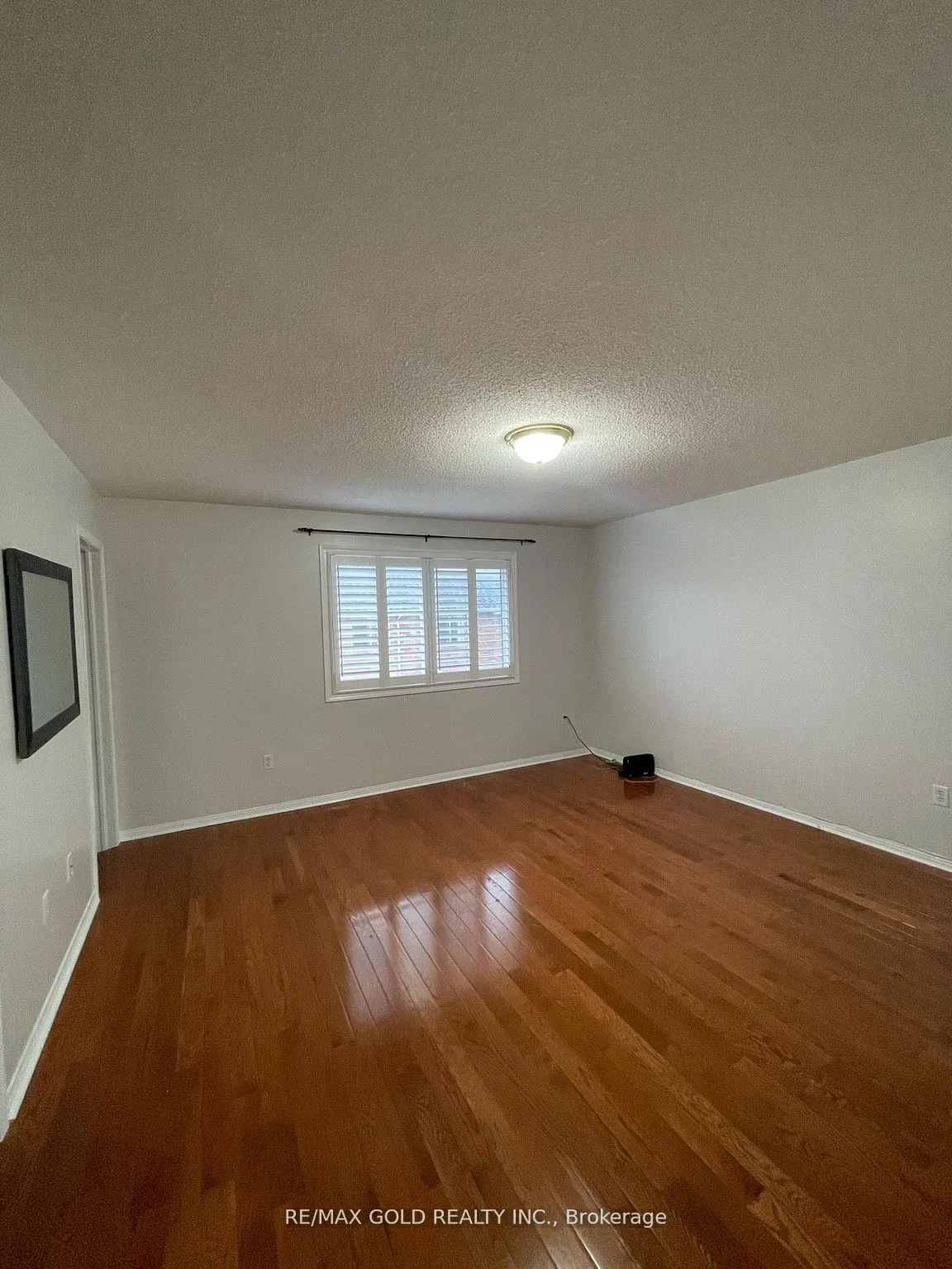 653 Hamilton Crescent