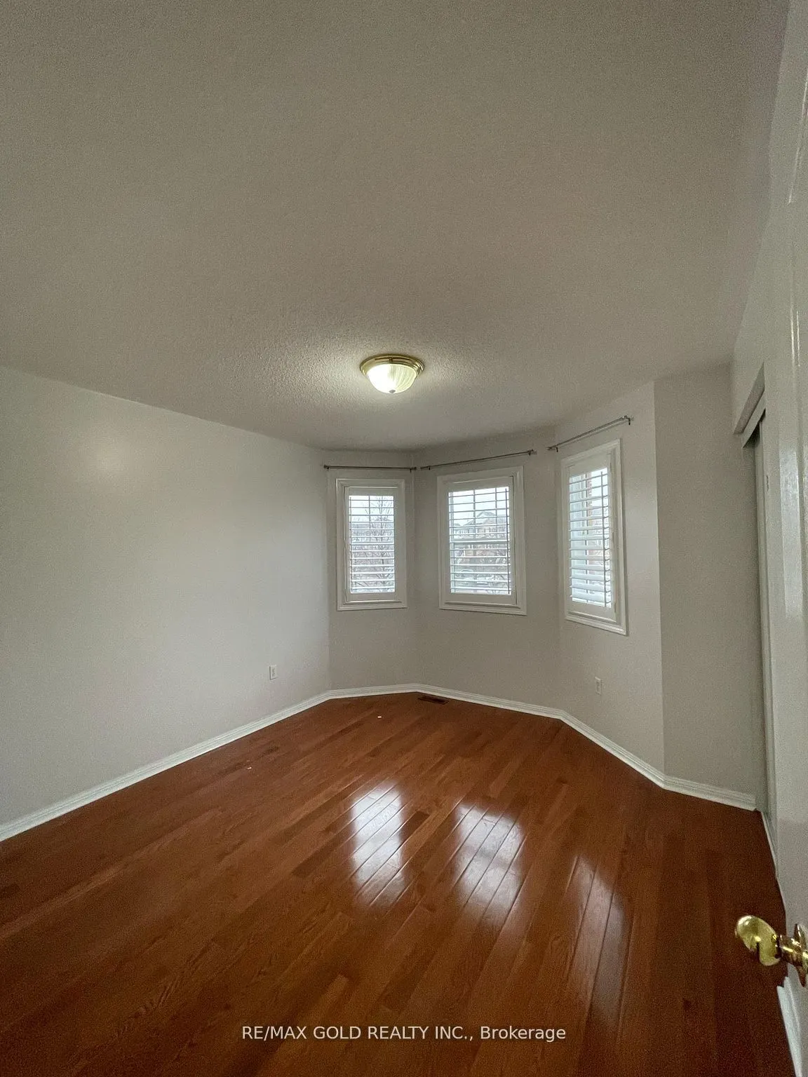 653 Hamilton Crescent
