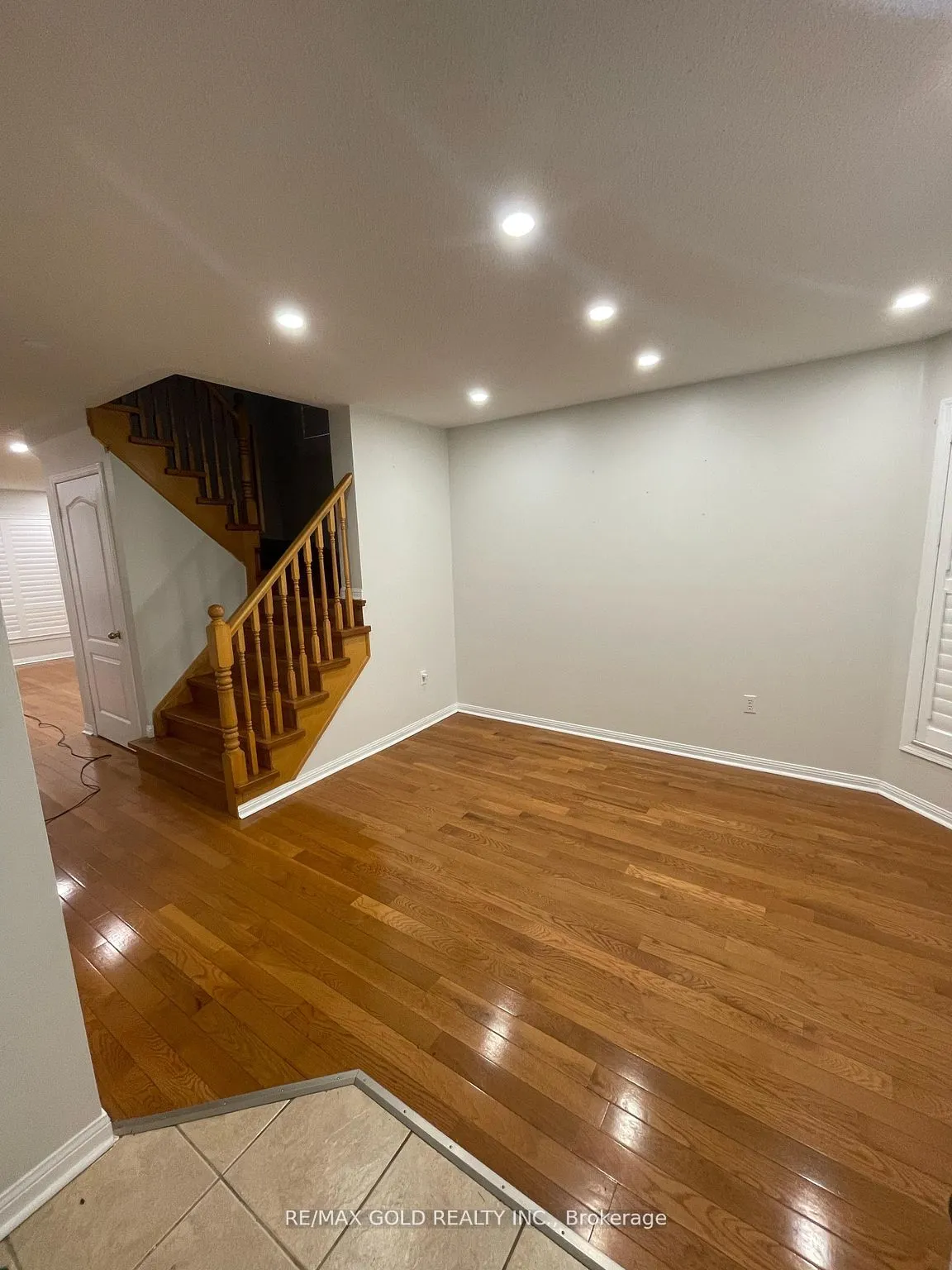 653 Hamilton Crescent