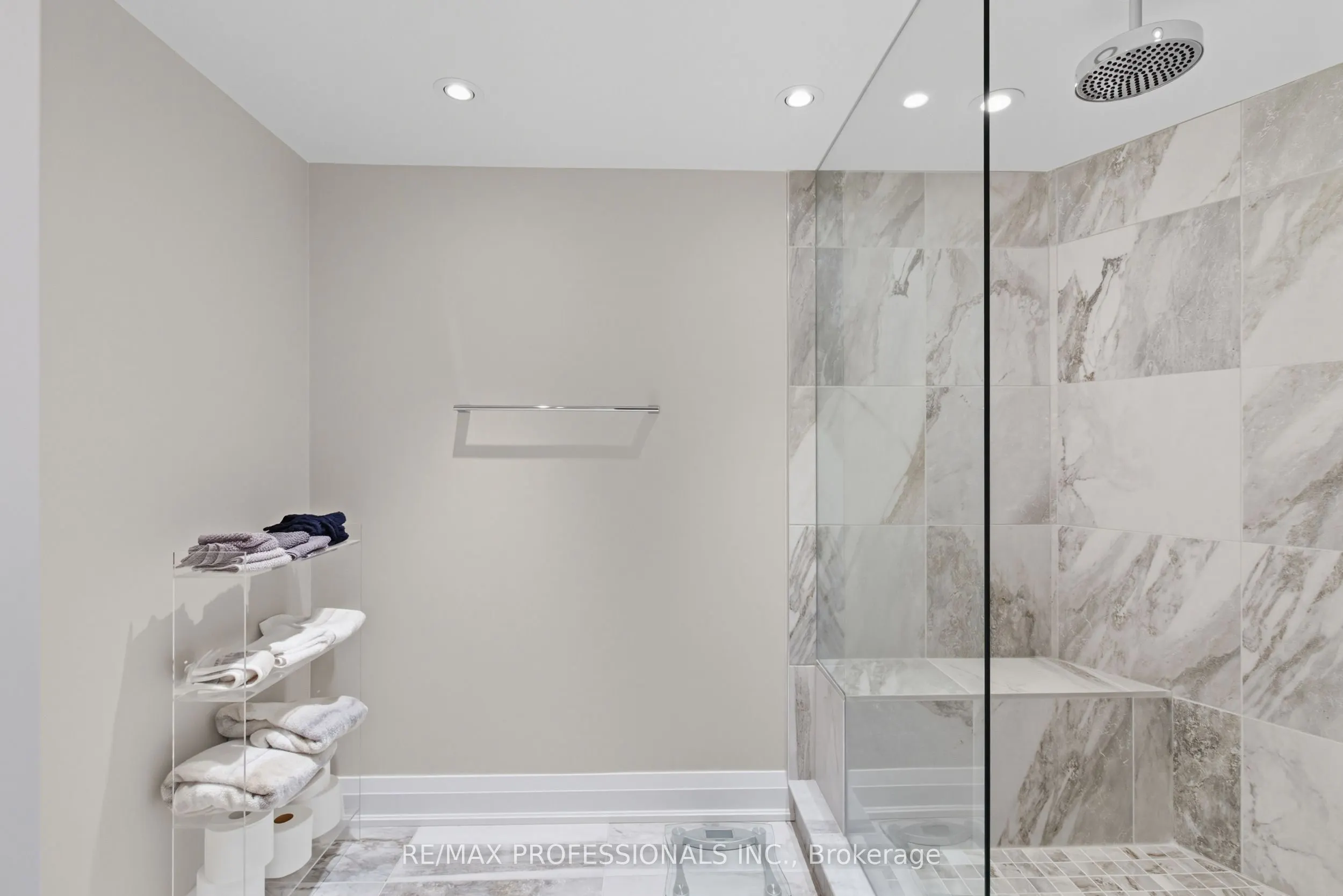 2010 Islington Avenue, #1703