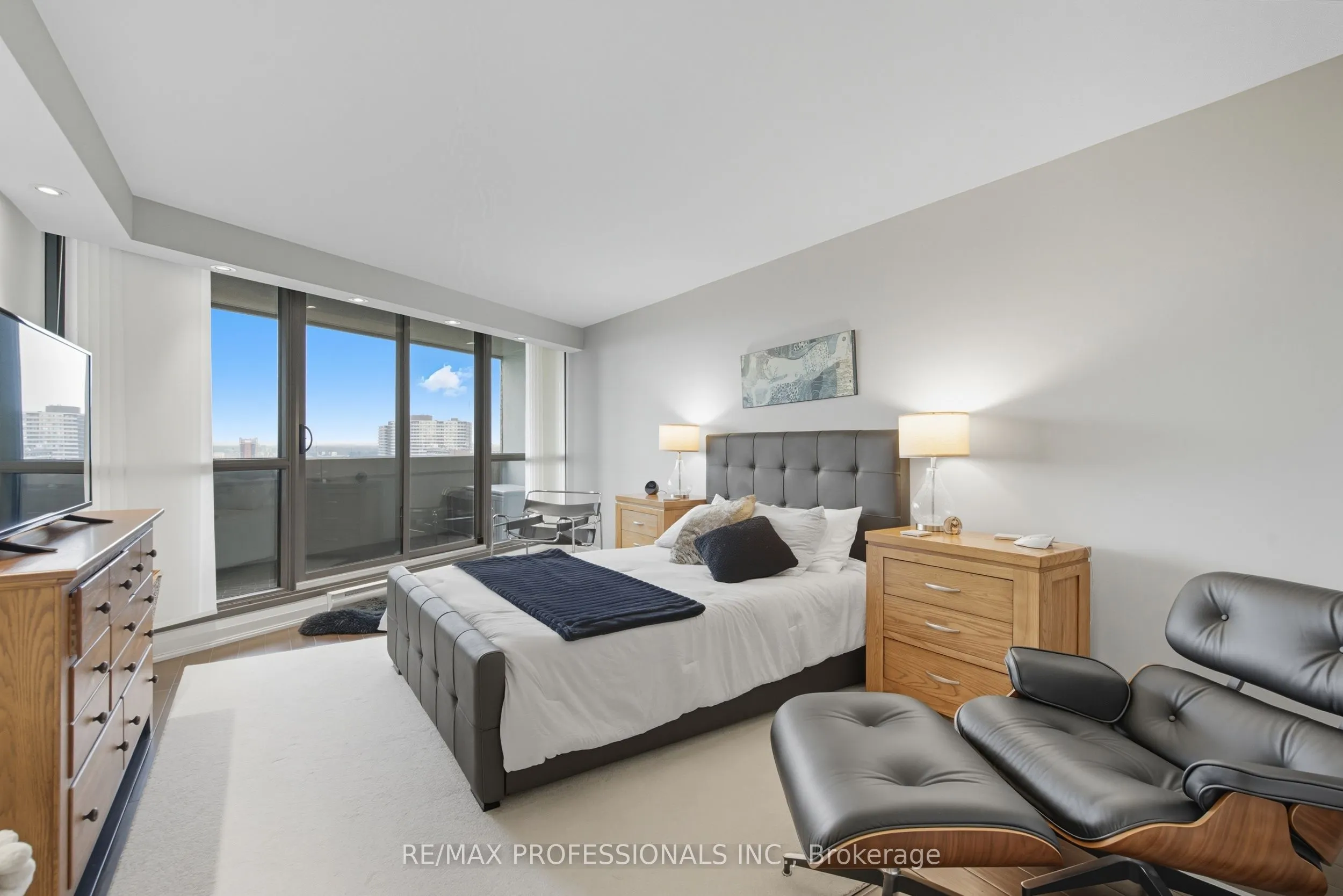 2010 Islington Avenue, #1703