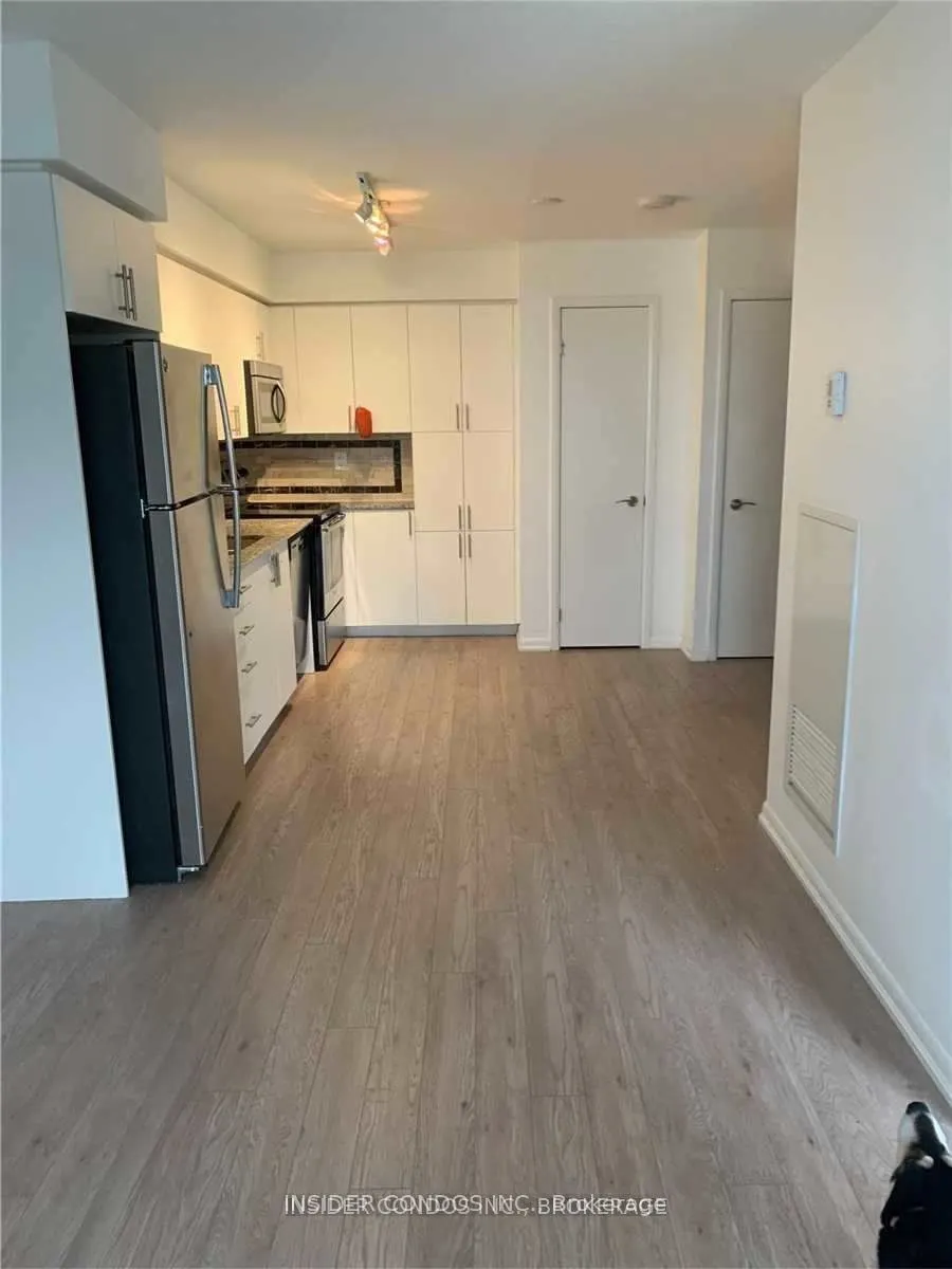 830 Lawrence Avenue W, #912