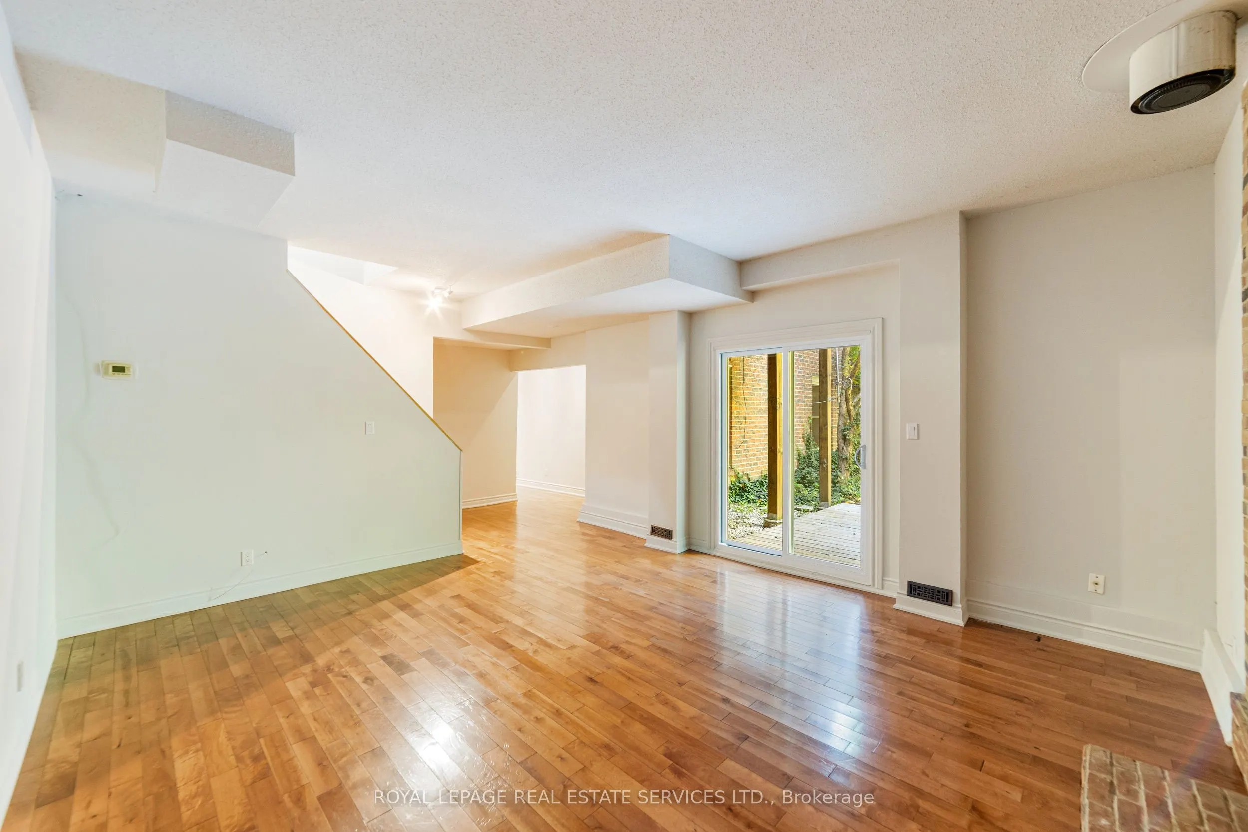 1433 Lefkas Court