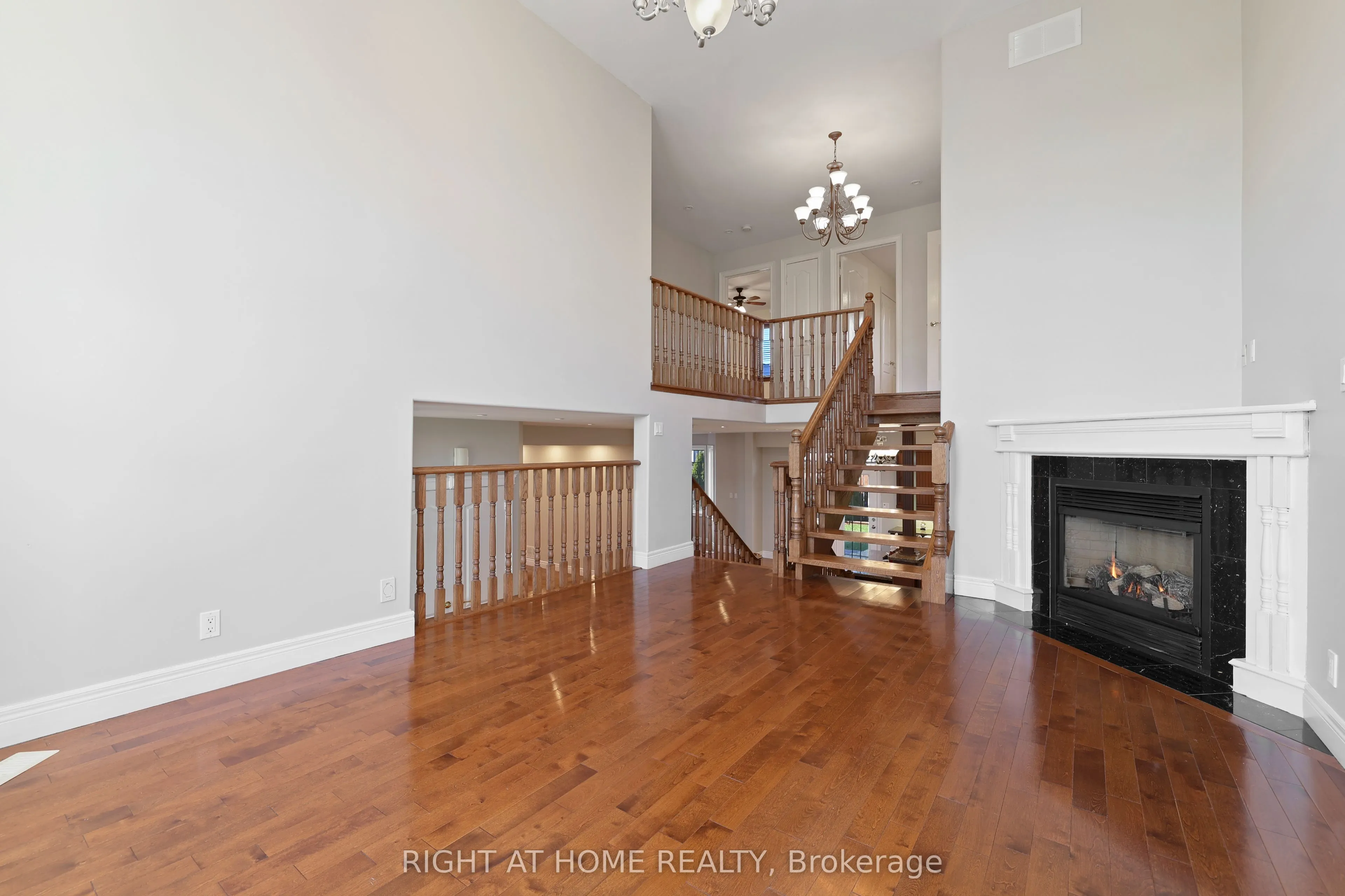 3227 Lakeshore Road
