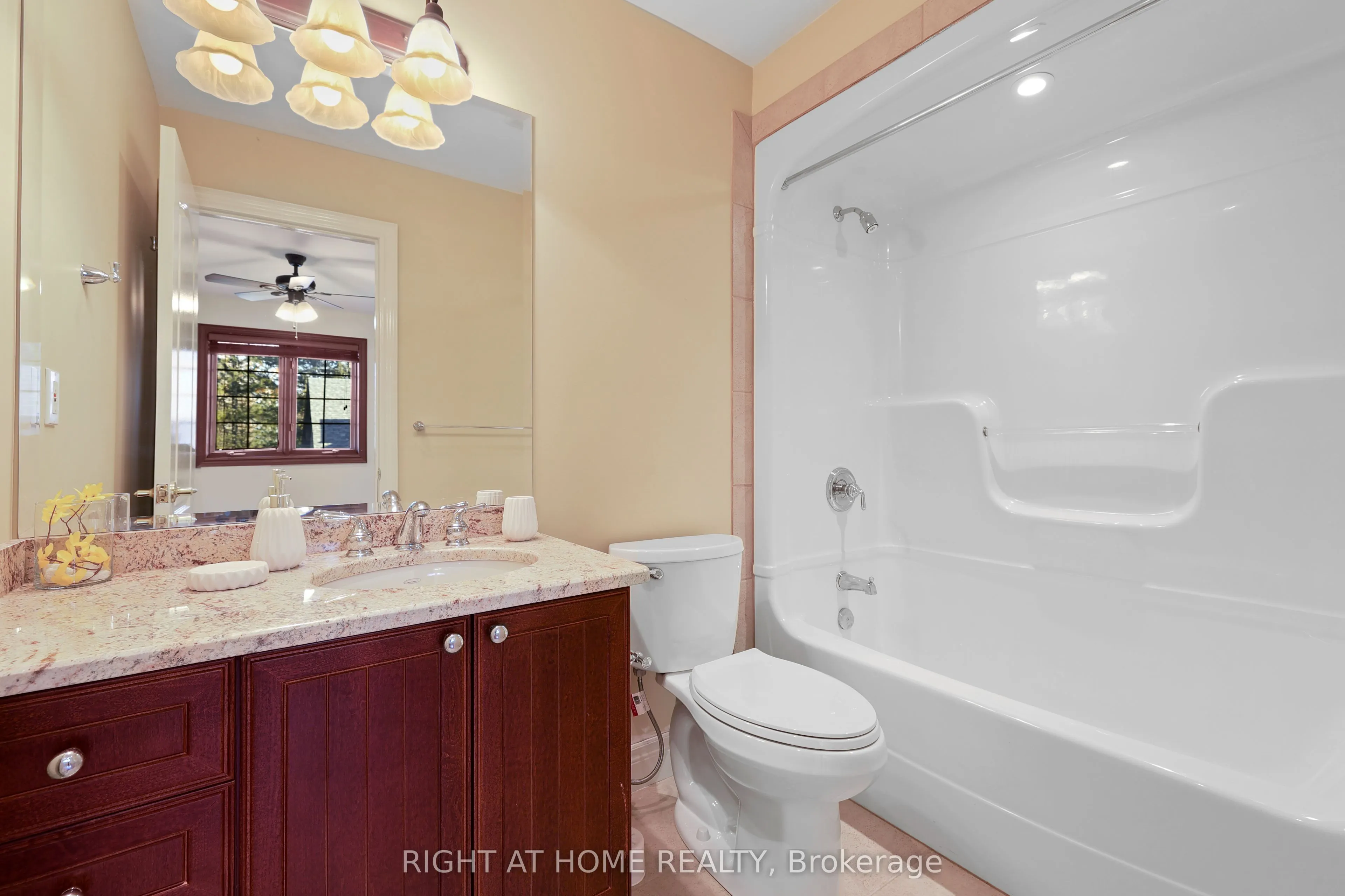 3227 Lakeshore Road