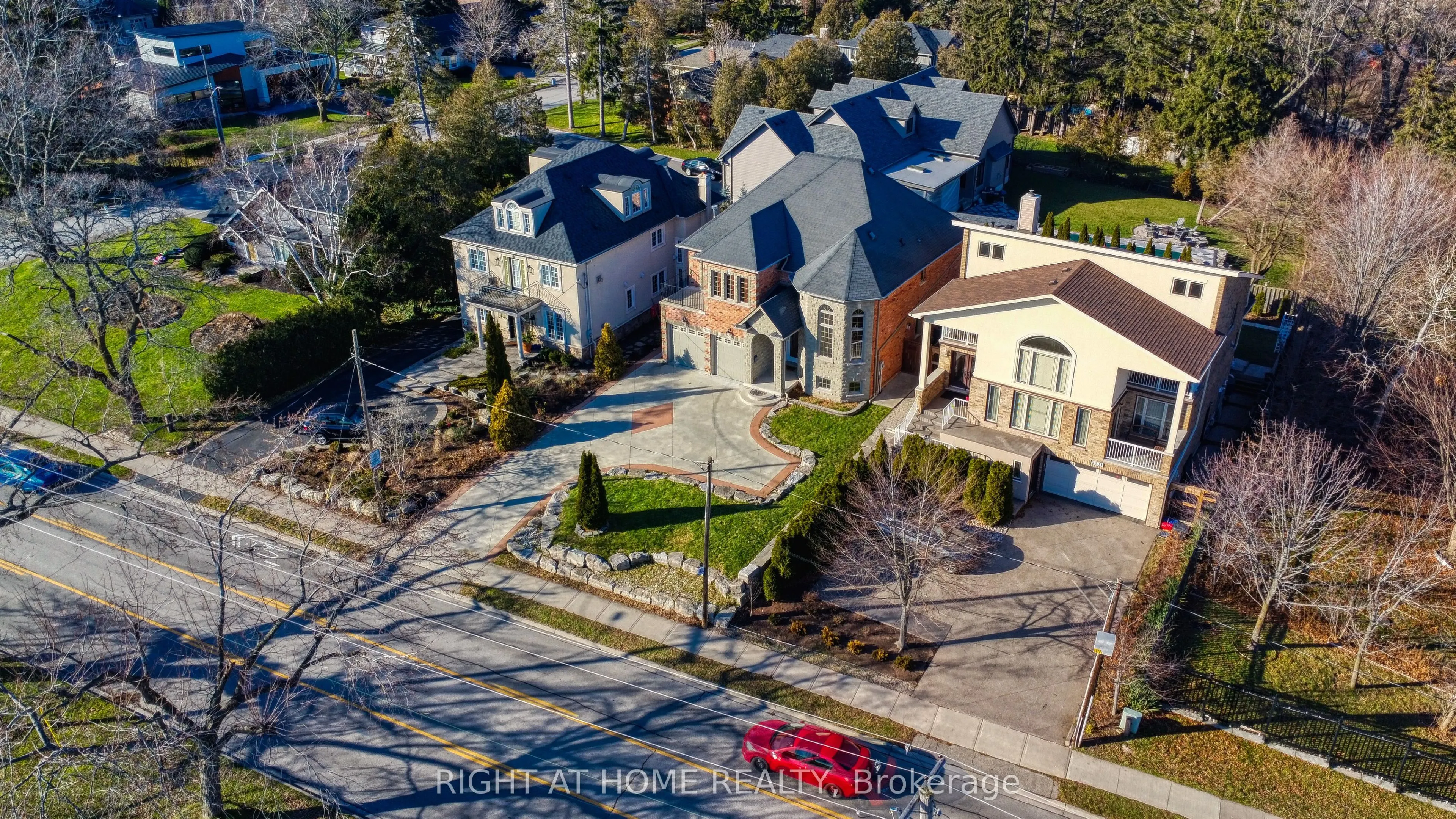 3227 Lakeshore Road