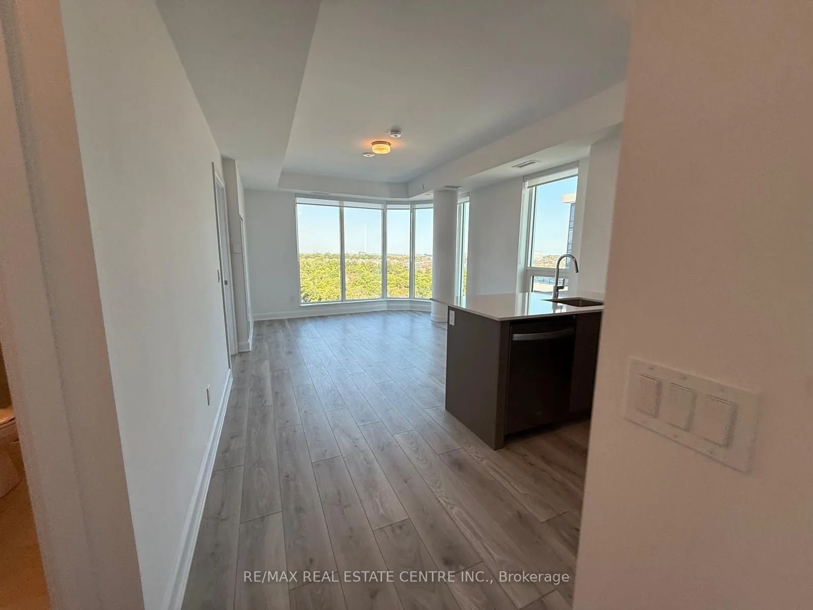 3240 William Coltson Avenue, #1003