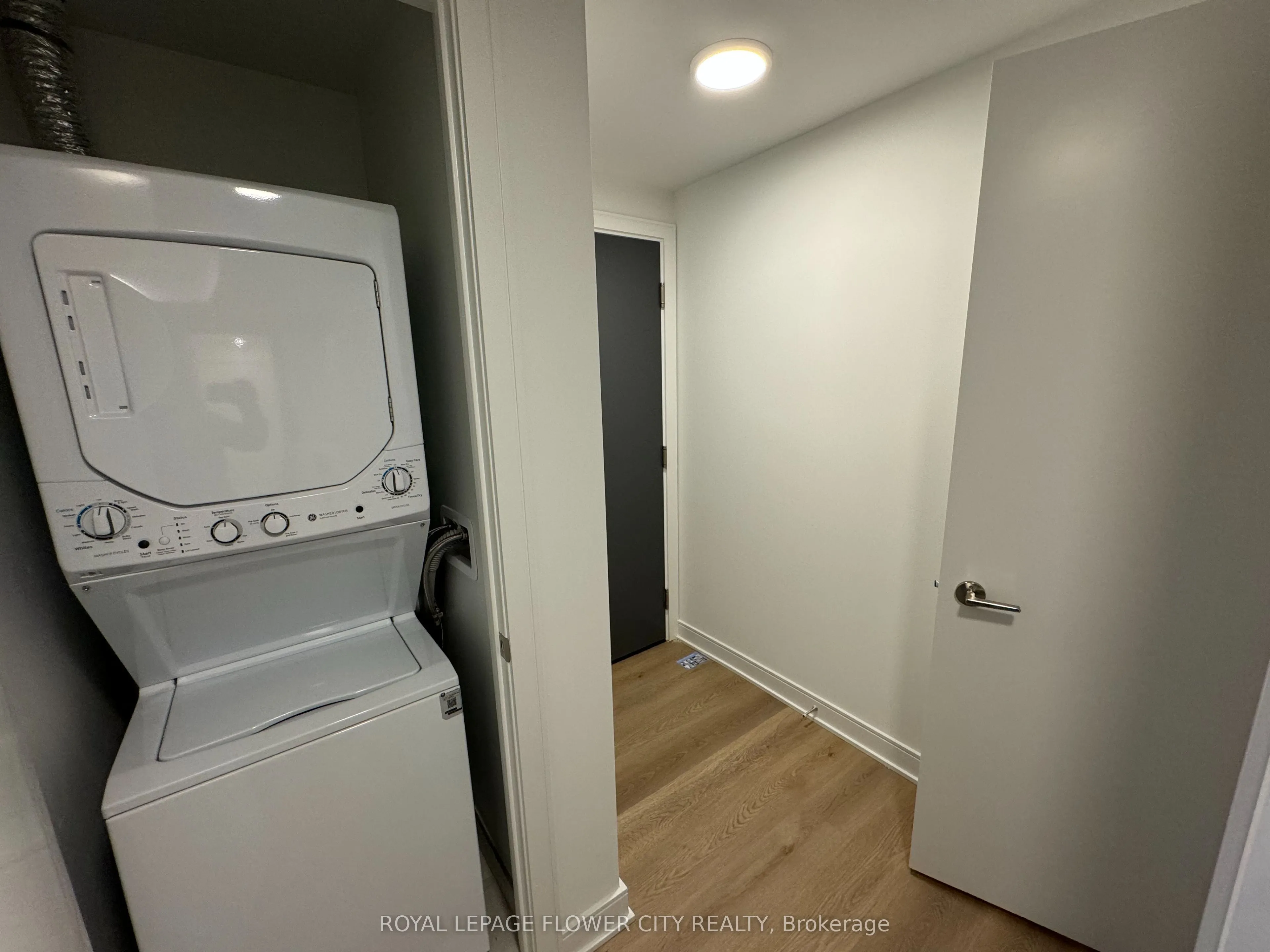 86 Dundas Street, #1503