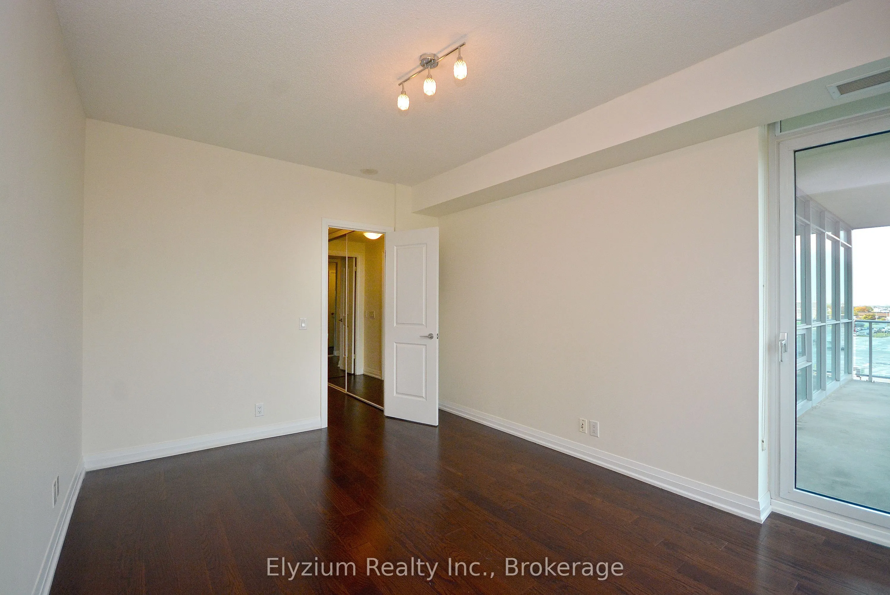 1055 Southdown Road, #603