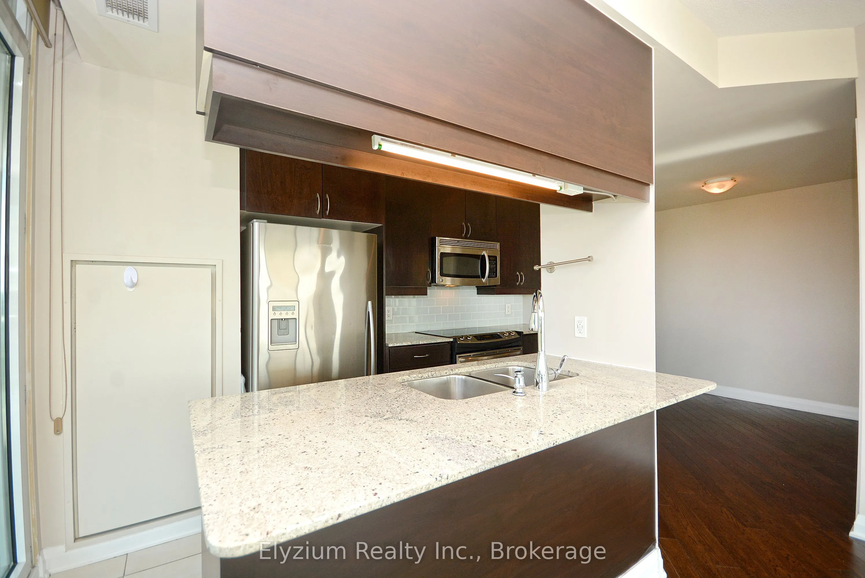 1055 Southdown Road, #603