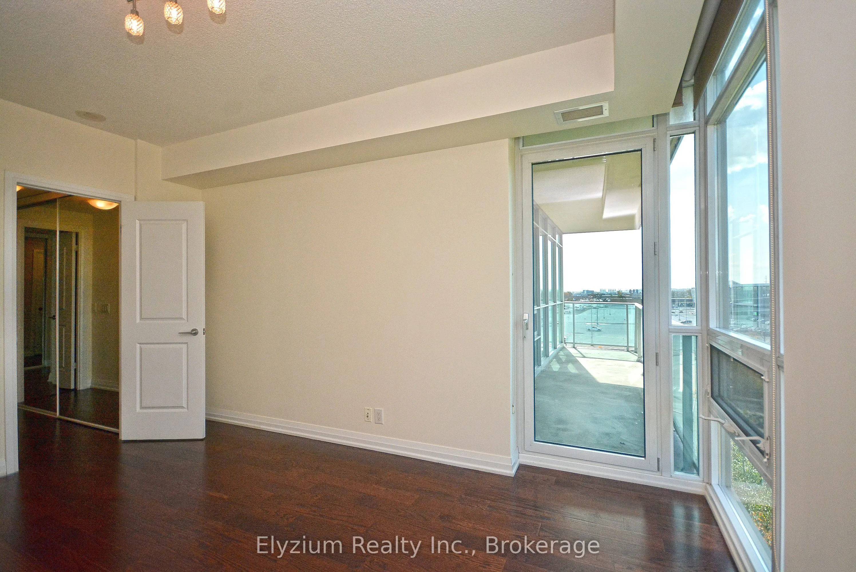 1055 Southdown Road, #603