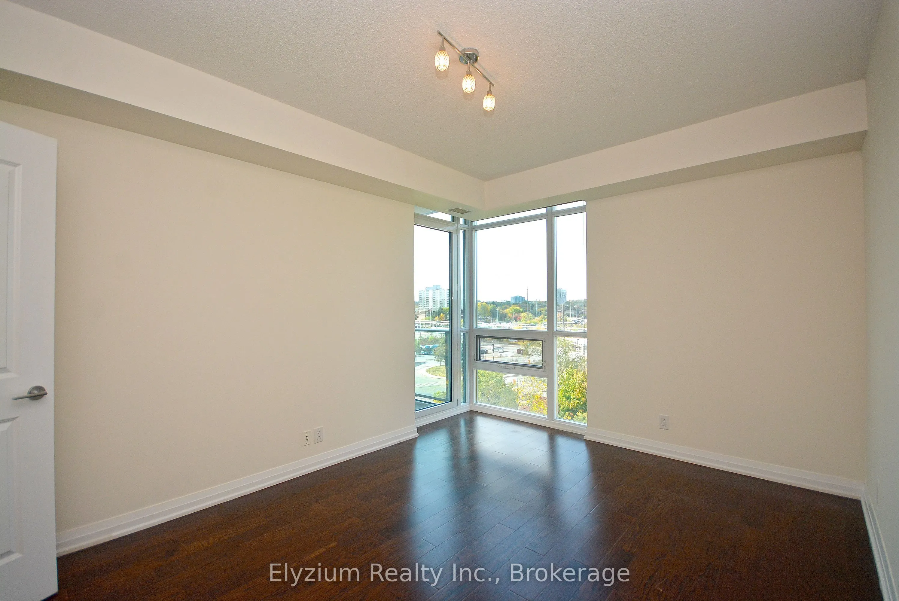1055 Southdown Road, #603