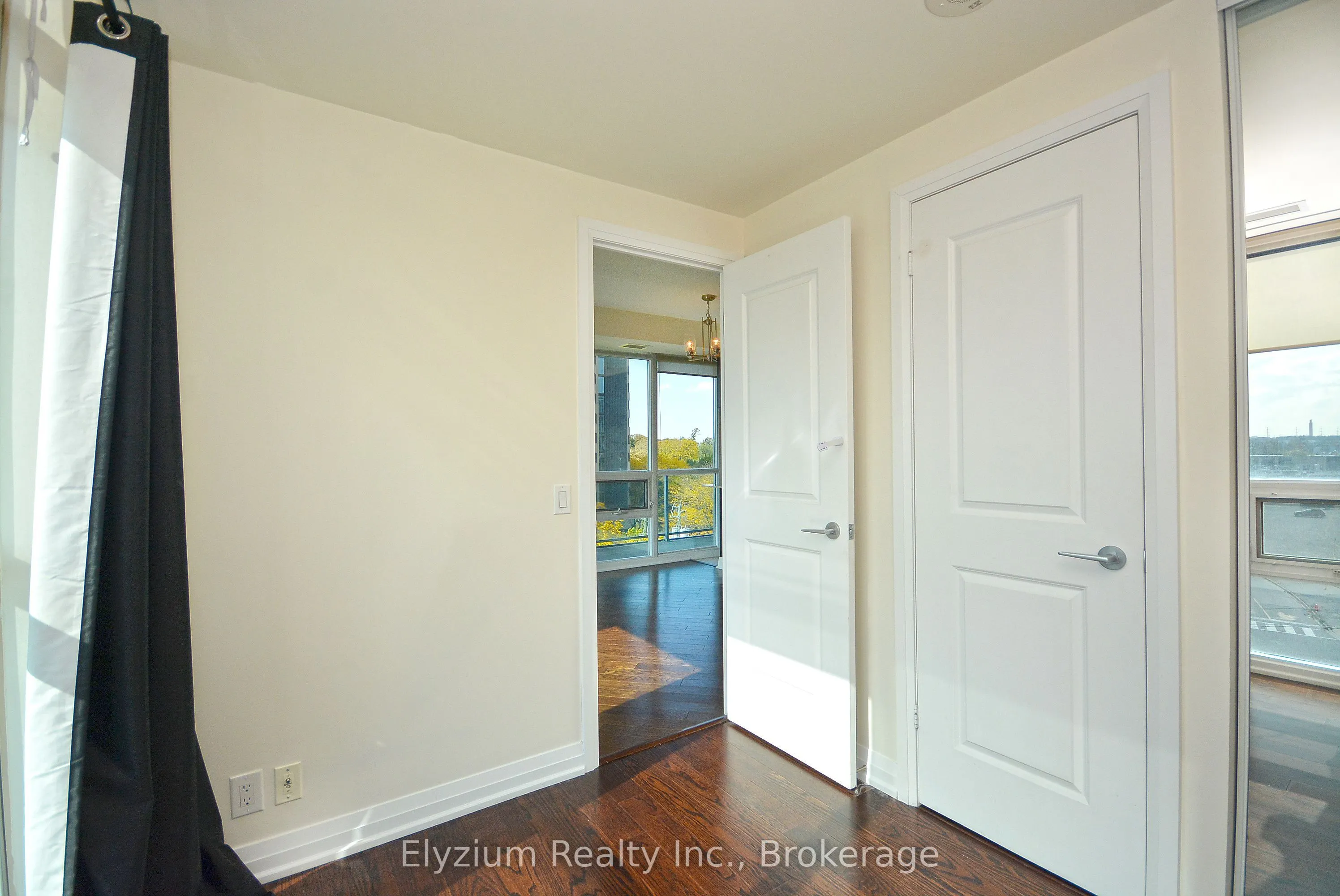 1055 Southdown Road, #603