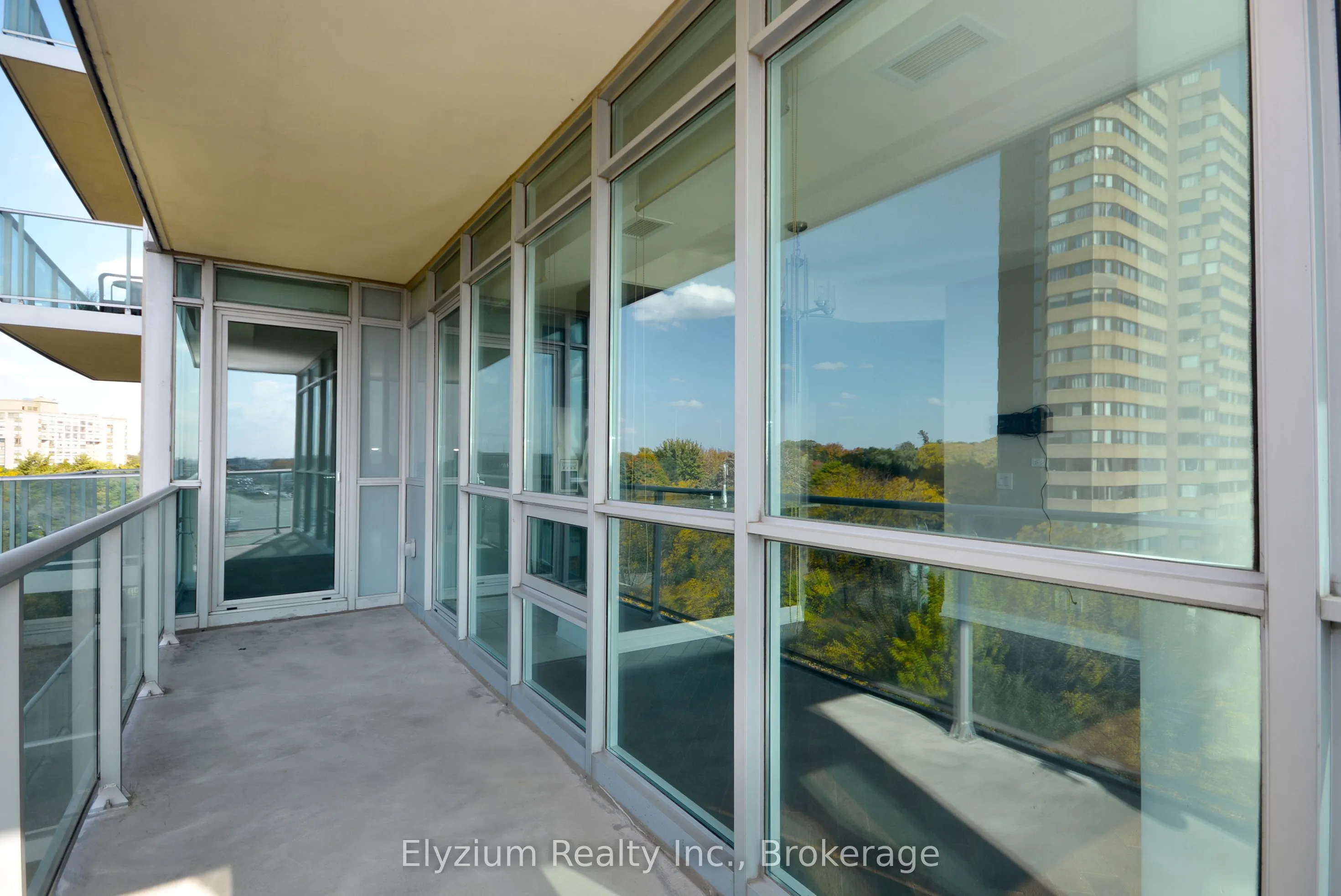 1055 Southdown Road, #603