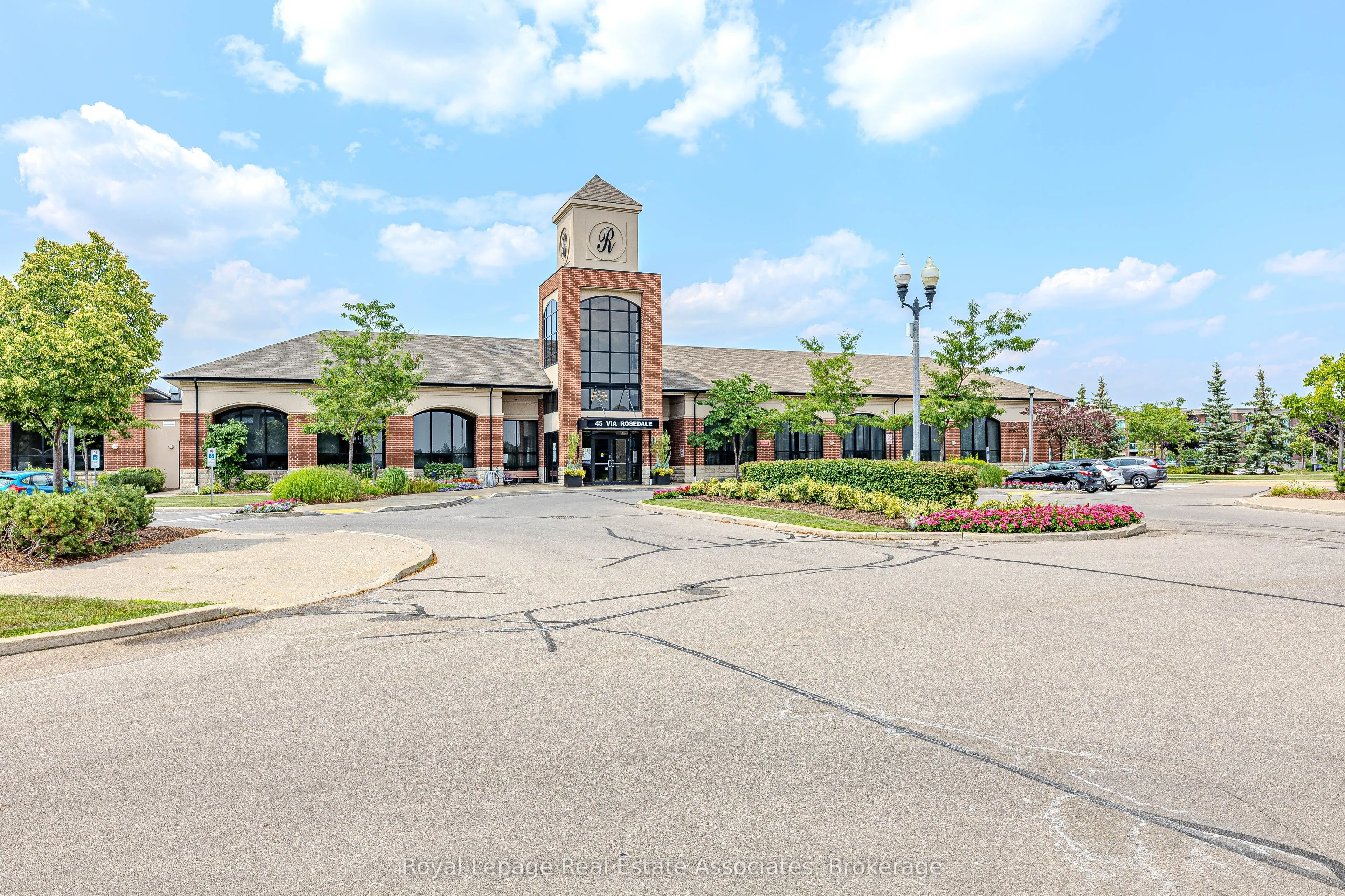 60 Via Rosedale Way, #202