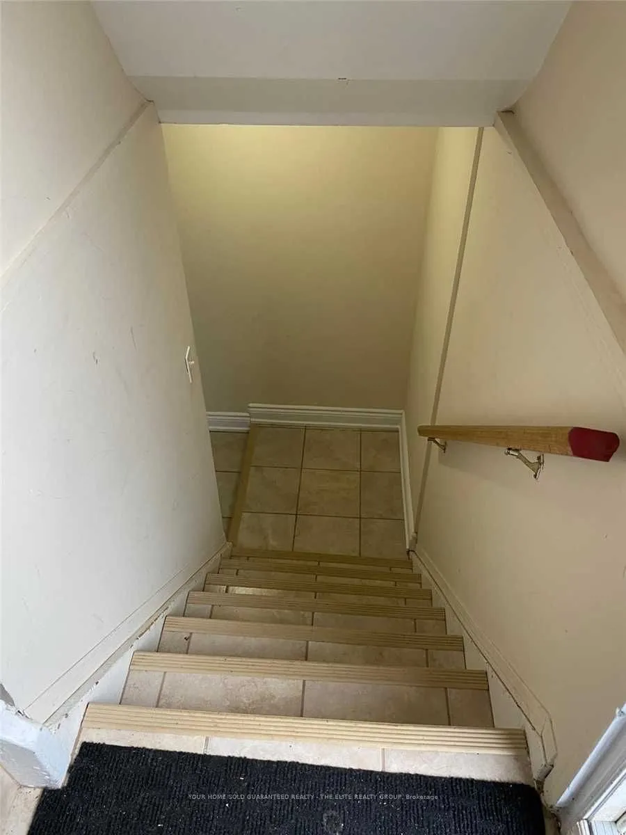 12 Benton Street