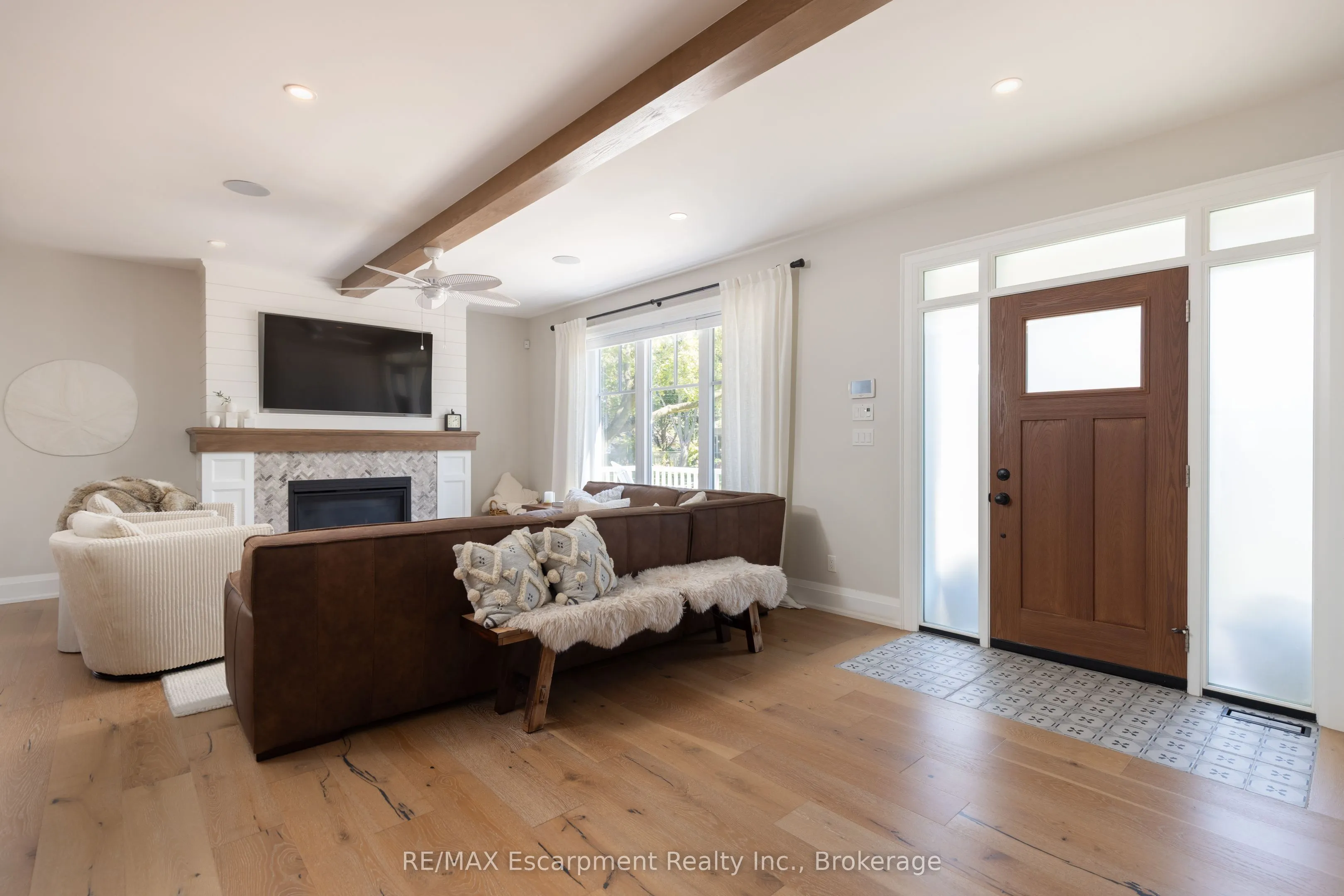2195 Courtland Drive