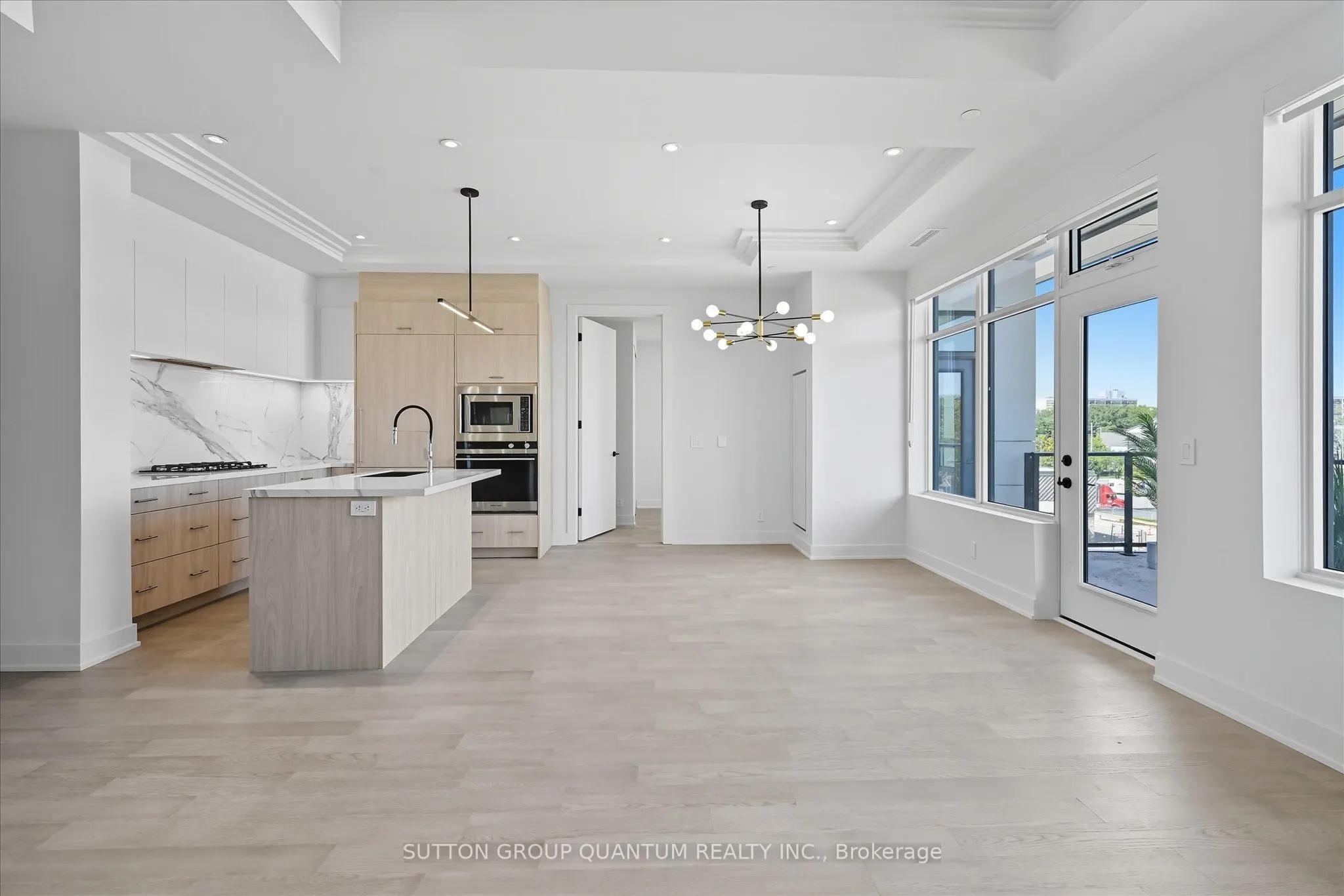 123 Maurice Drive, #409