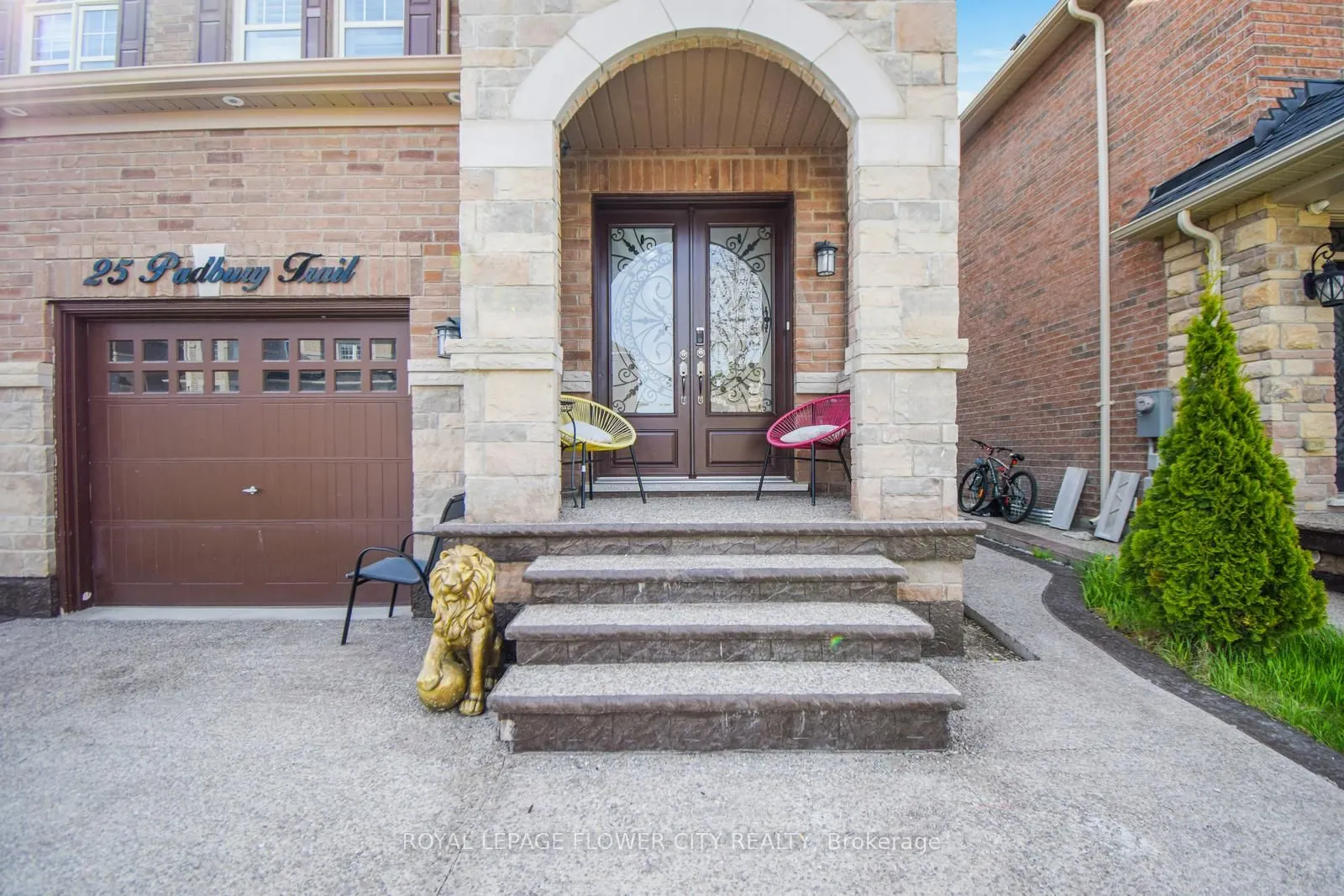 25 Padbury Trail