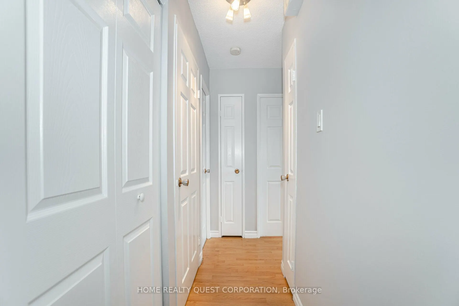 966 Inverhouse Drive, #304