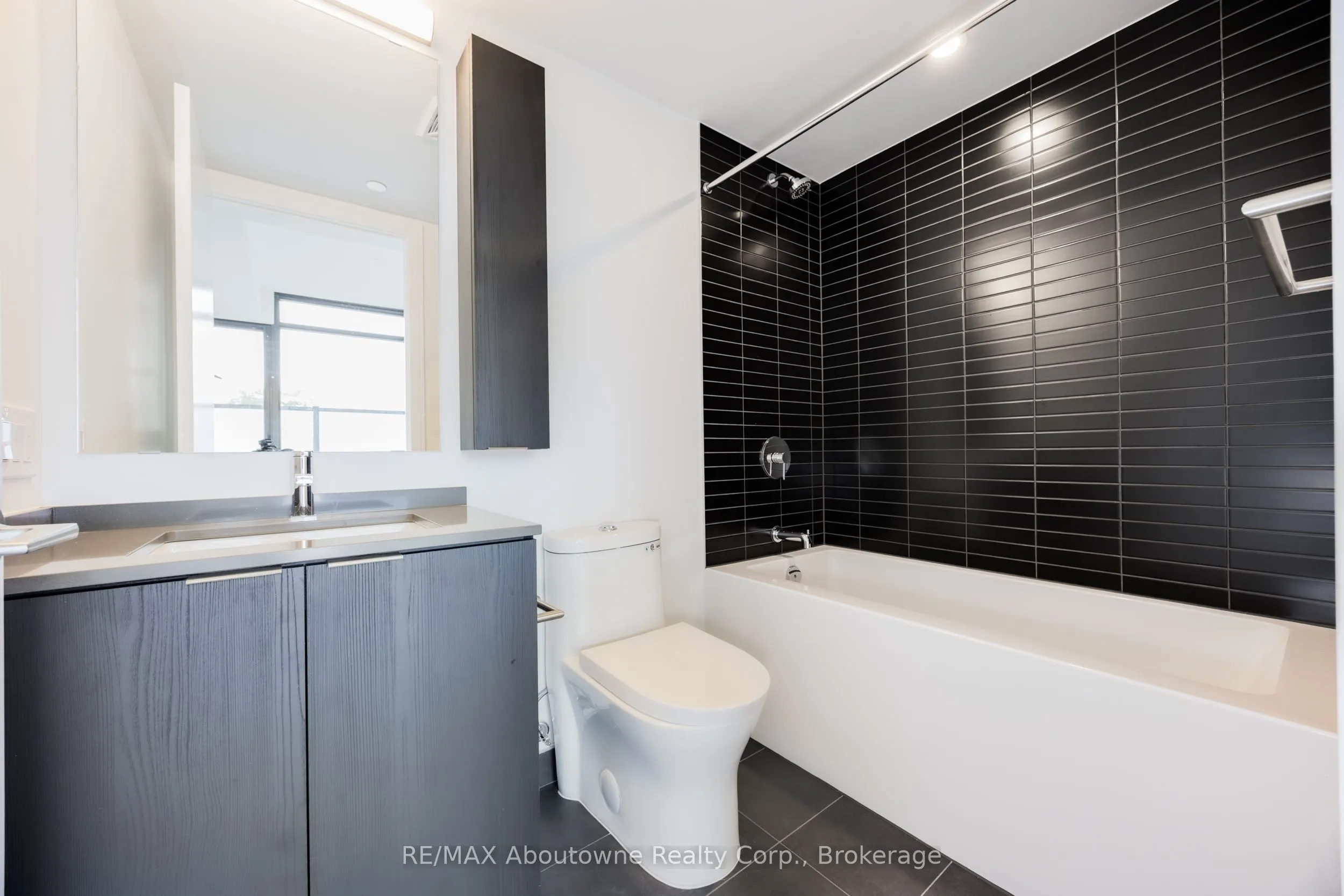 3009 Novar Road, #227
