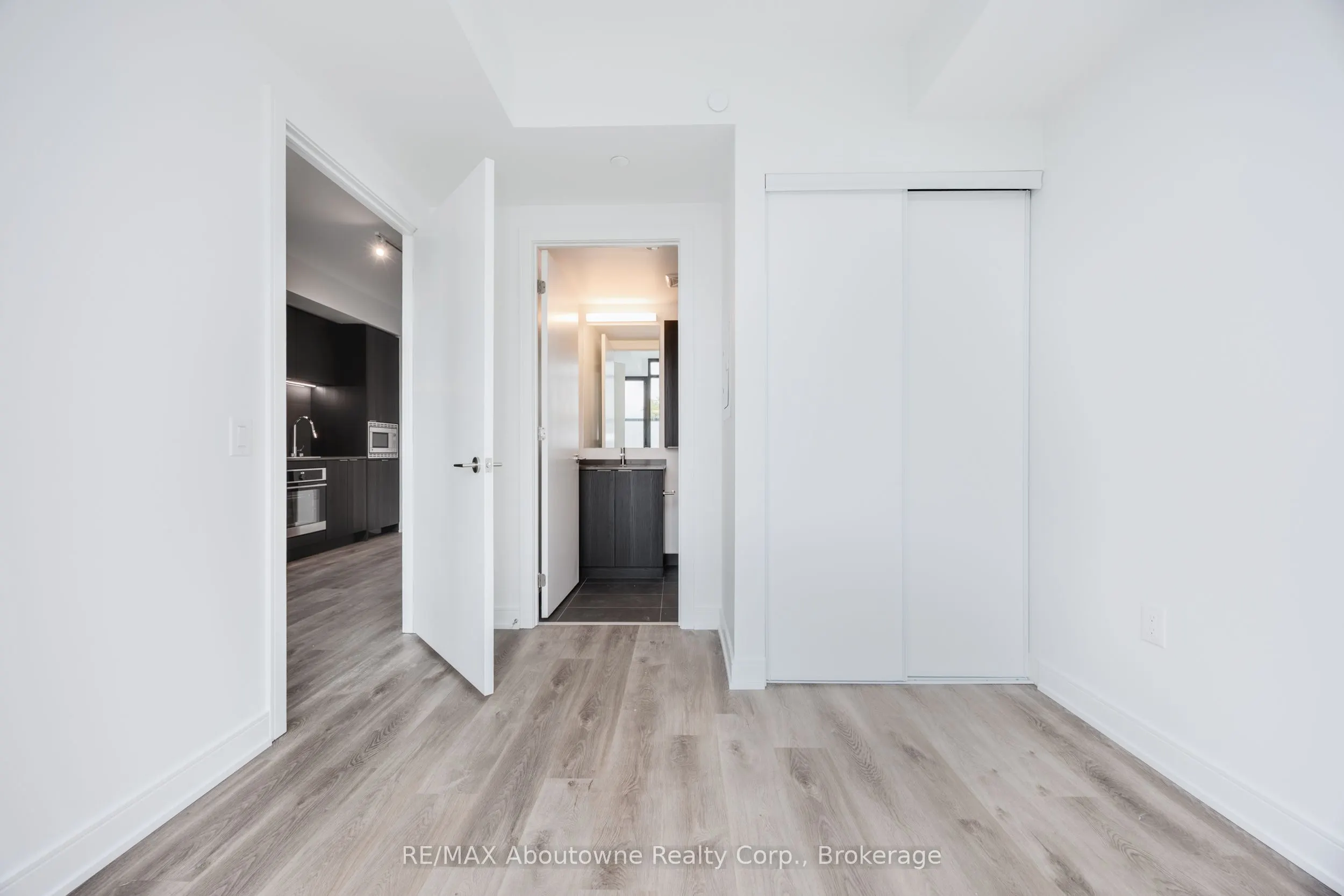 3009 Novar Road, #227