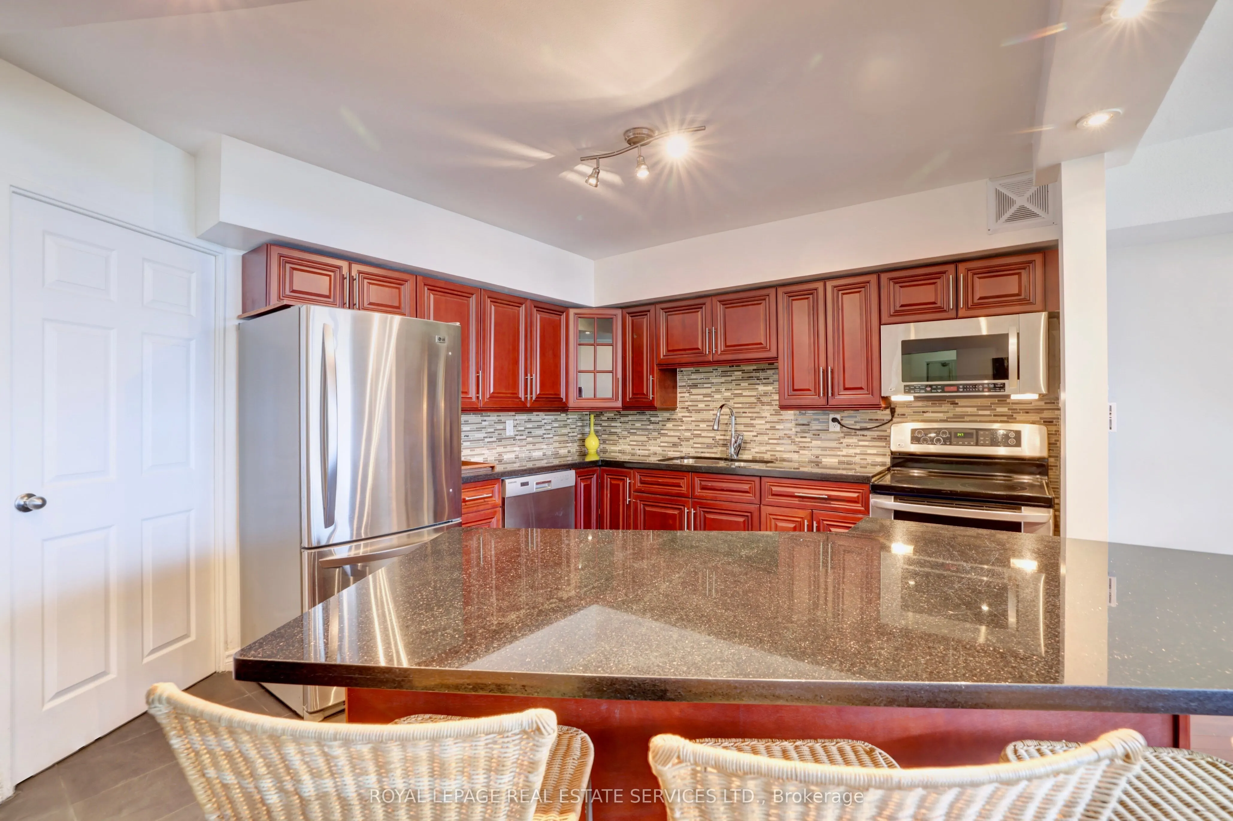551 The West Mall, #1015