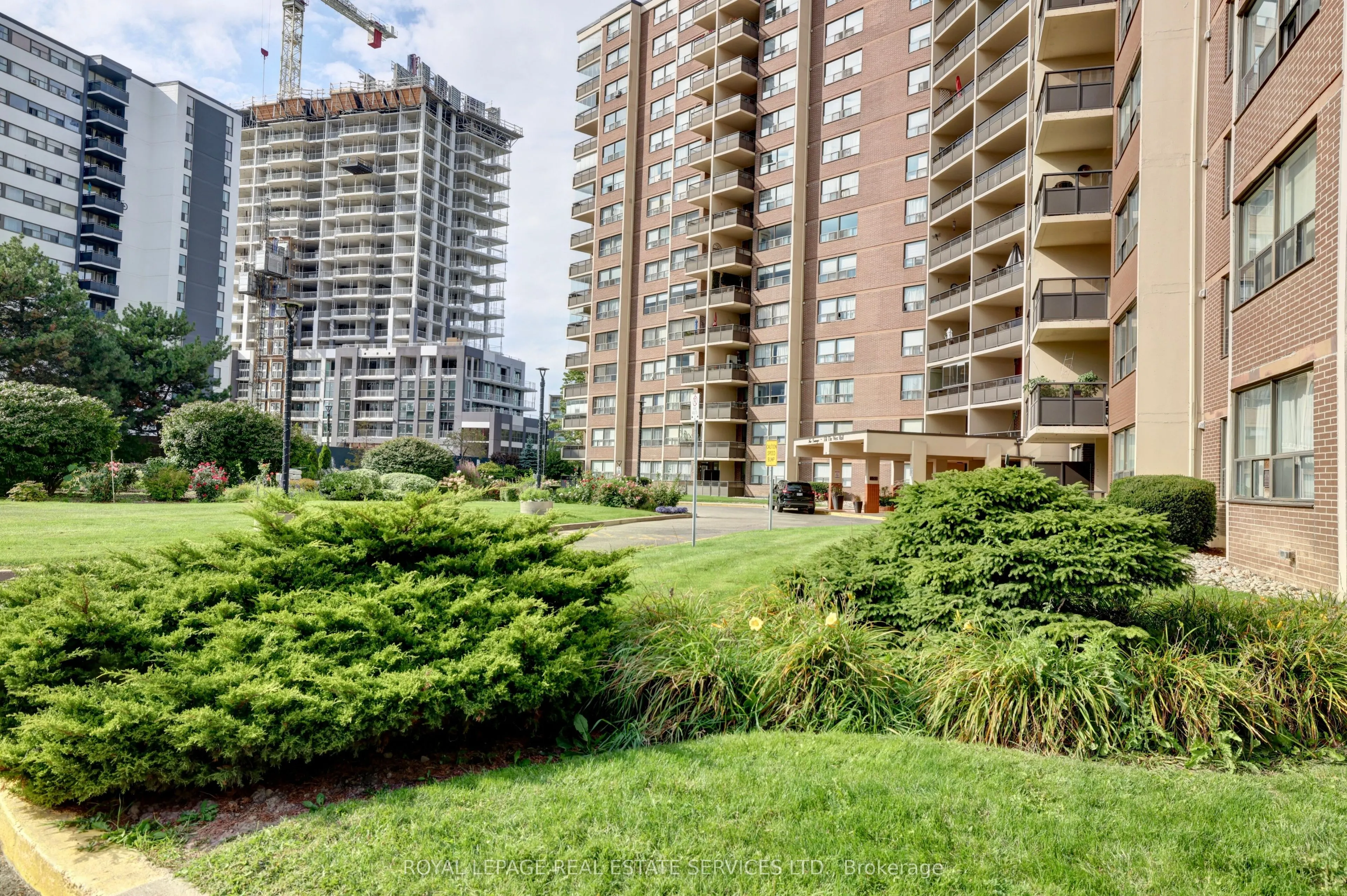 551 The West Mall, #1015