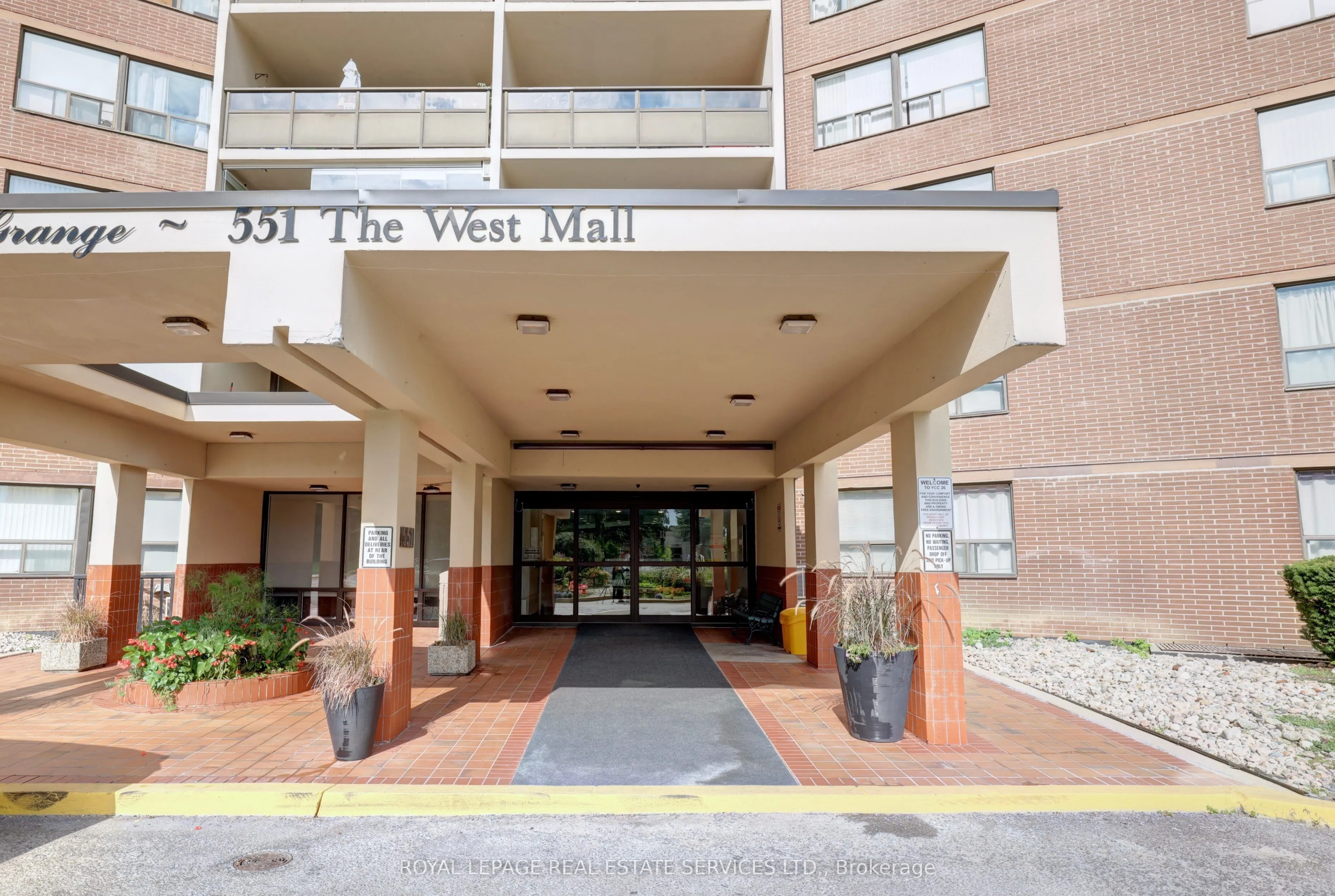 551 The West Mall, #1015