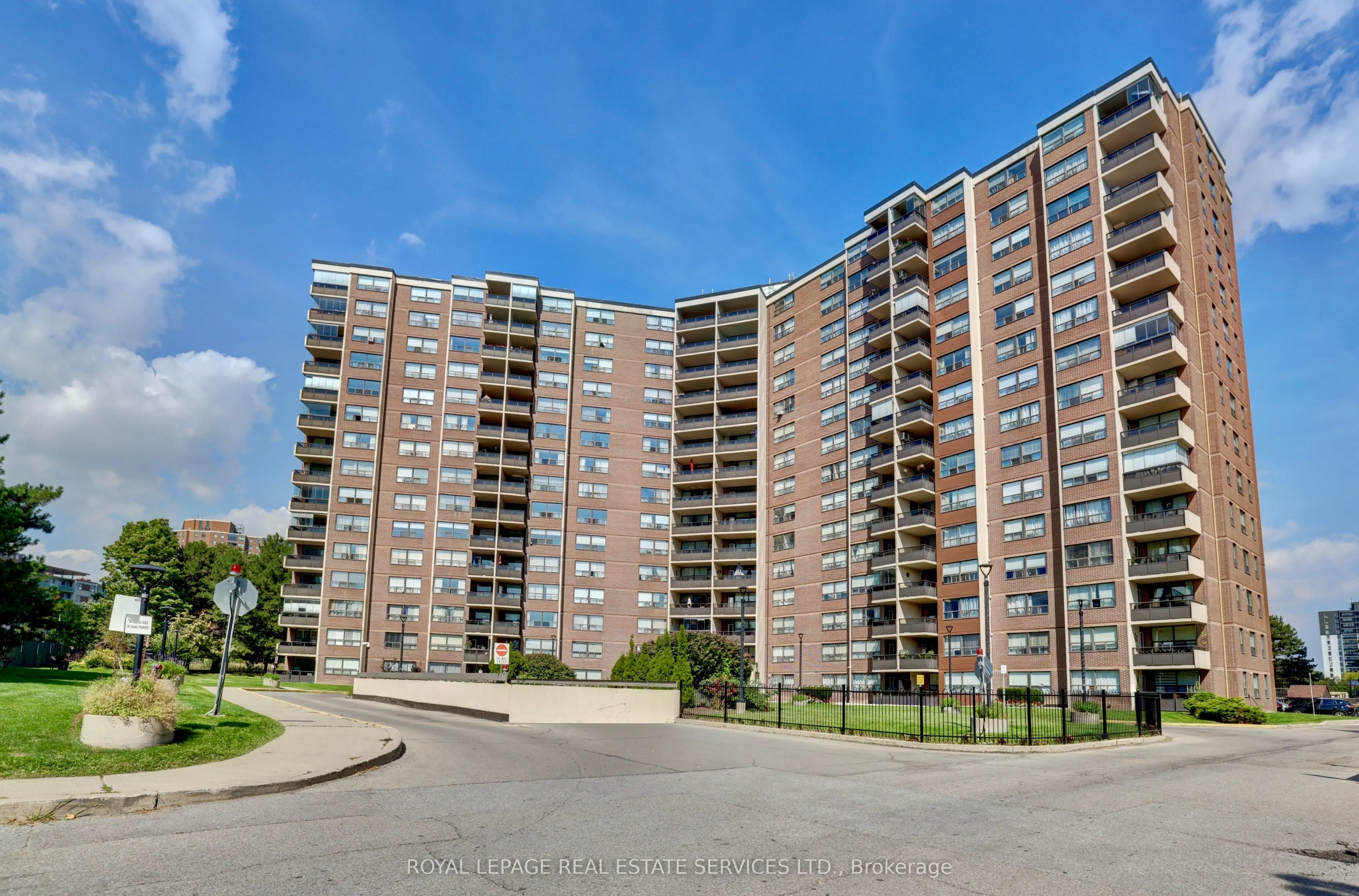 551 The West Mall, #1015