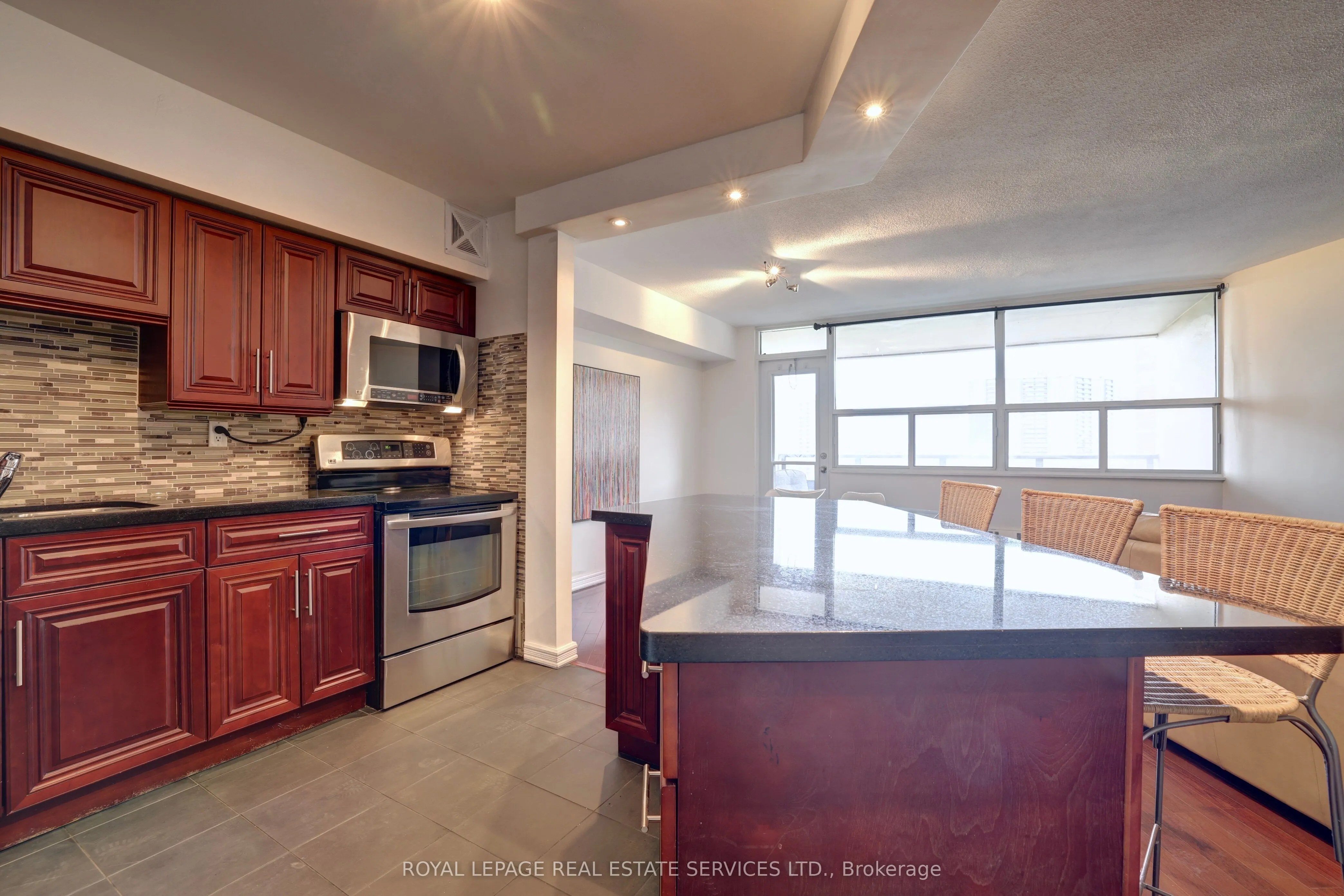 551 The West Mall, #1015