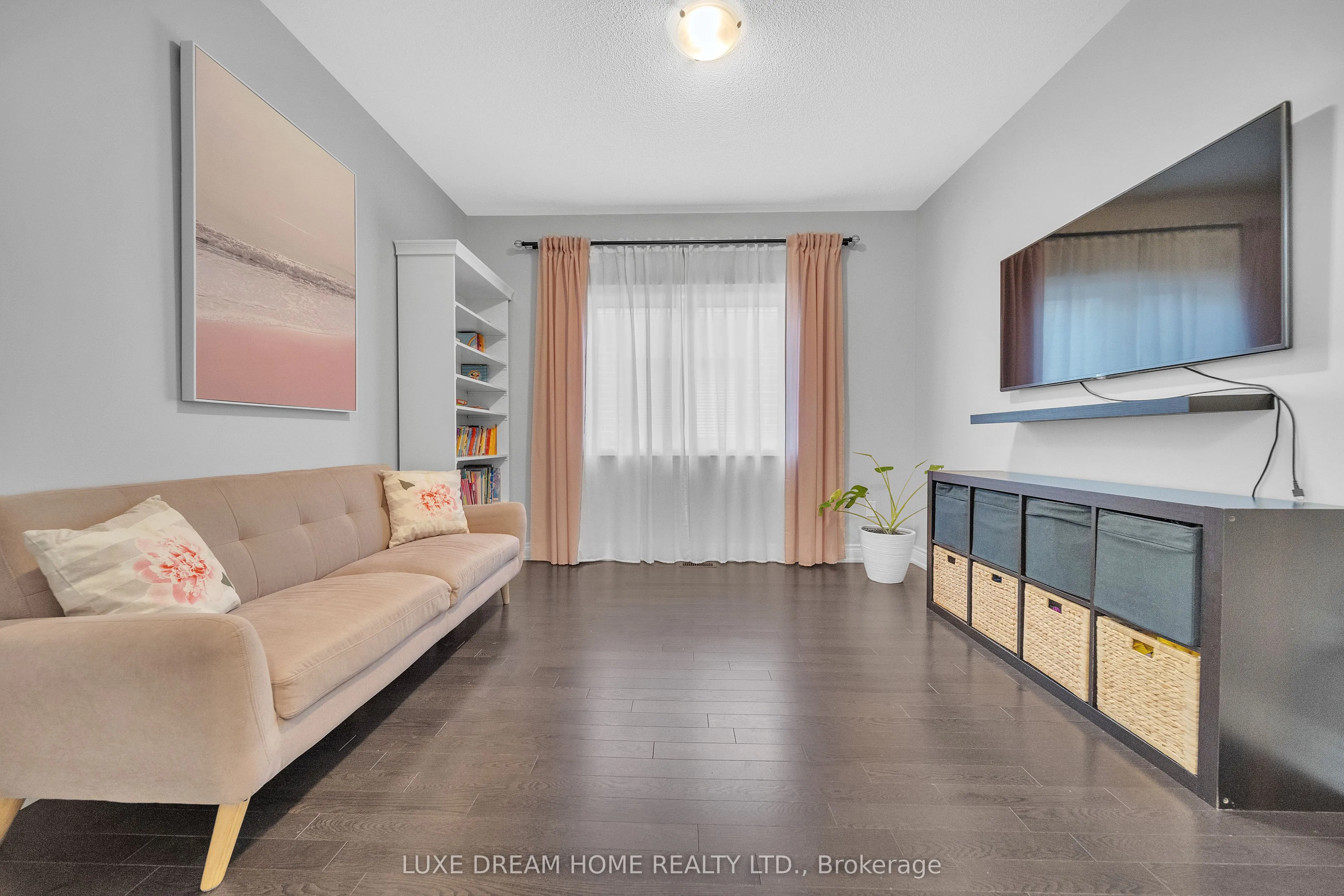1310 Raspberry Terrace