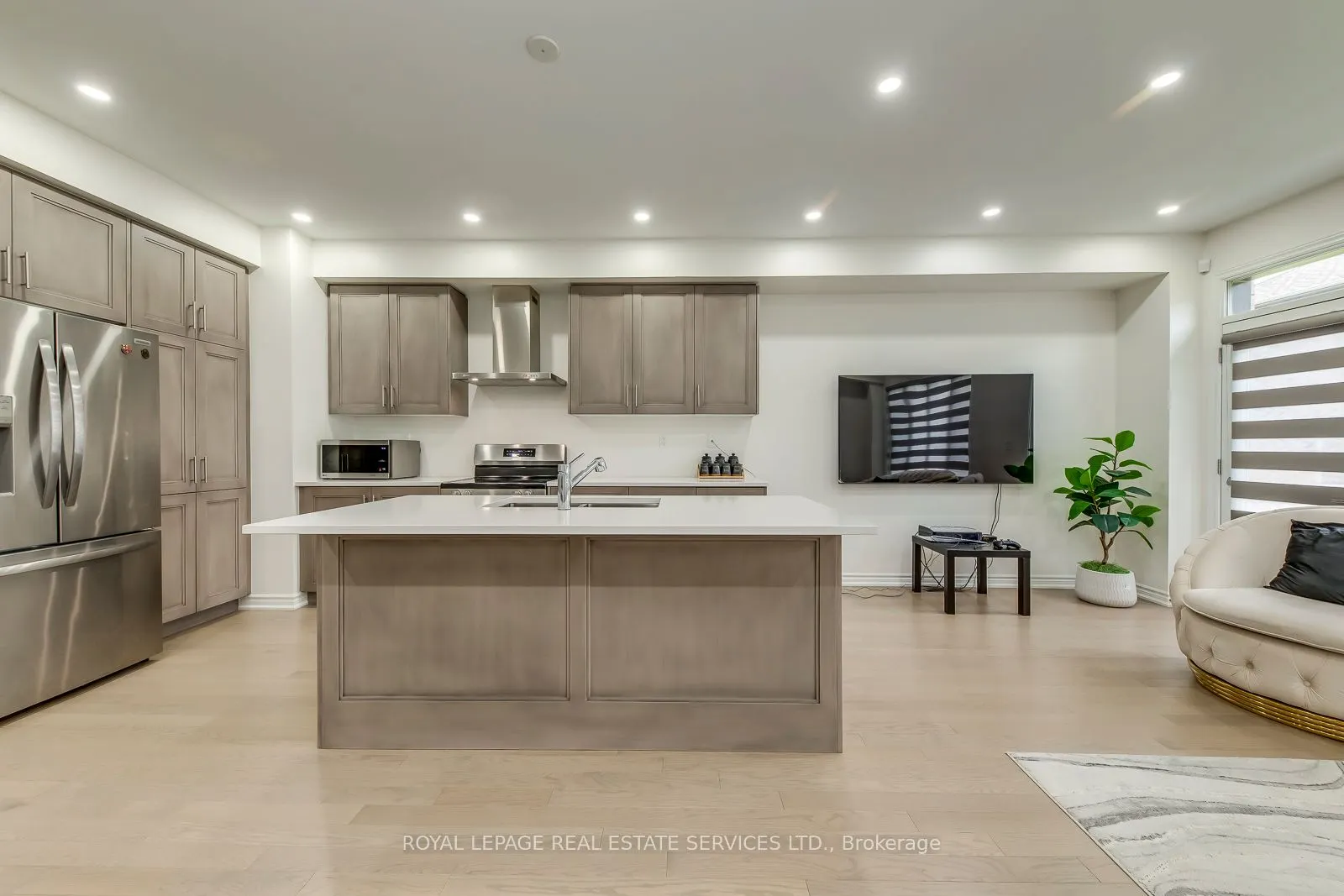 595 Celandine Terrace