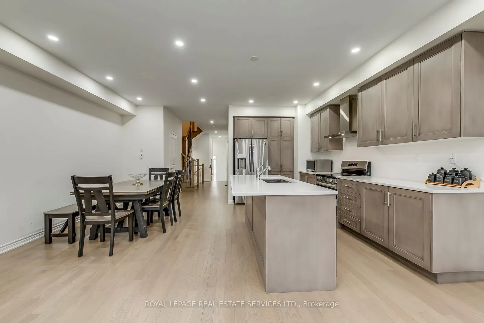 595 Celandine Terrace
