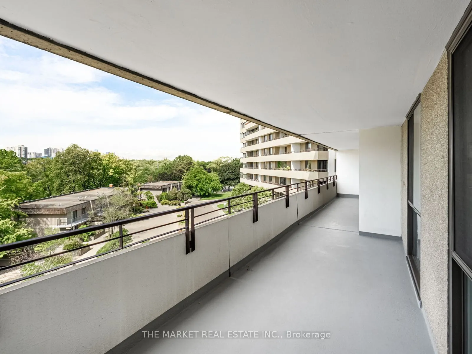 1320 Mississauga Valley Boulevard, #507