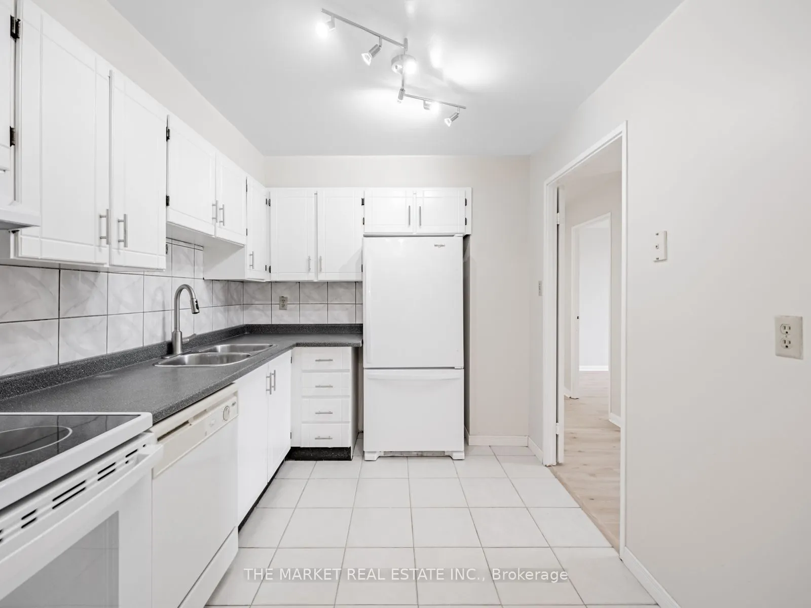 1320 Mississauga Valley Boulevard, #507