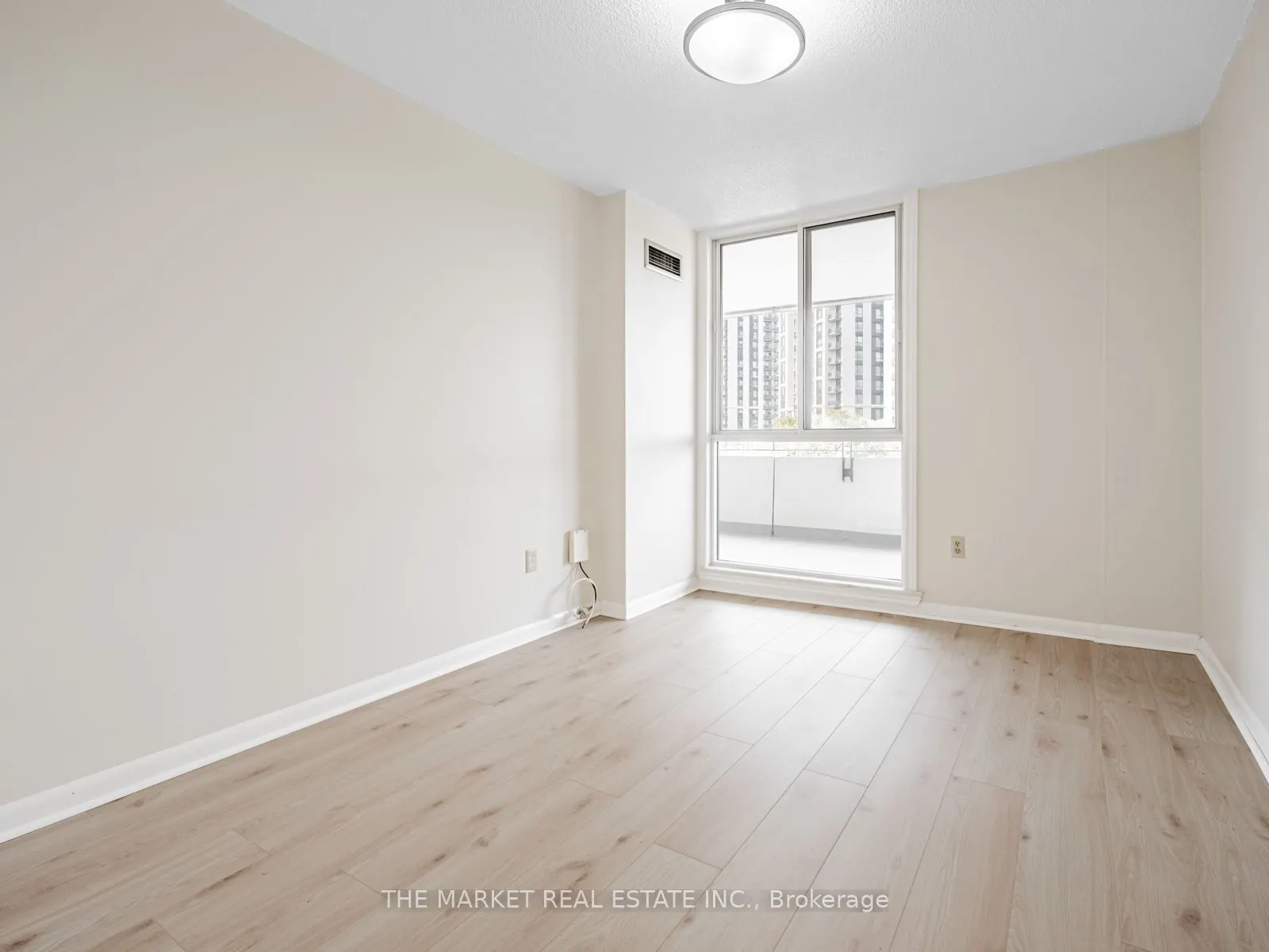 1320 Mississauga Valley Boulevard, #507