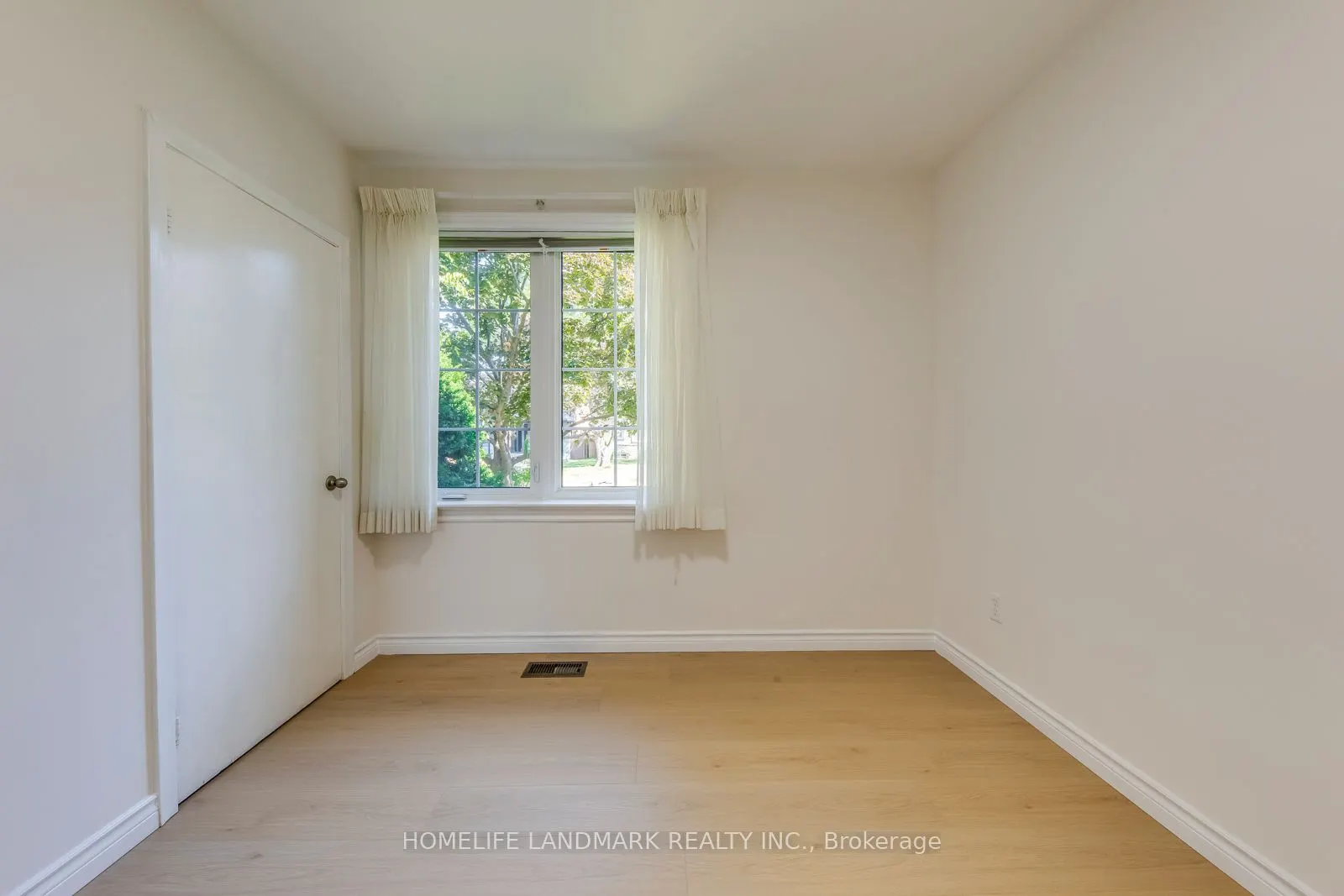 438 Sandmere Place