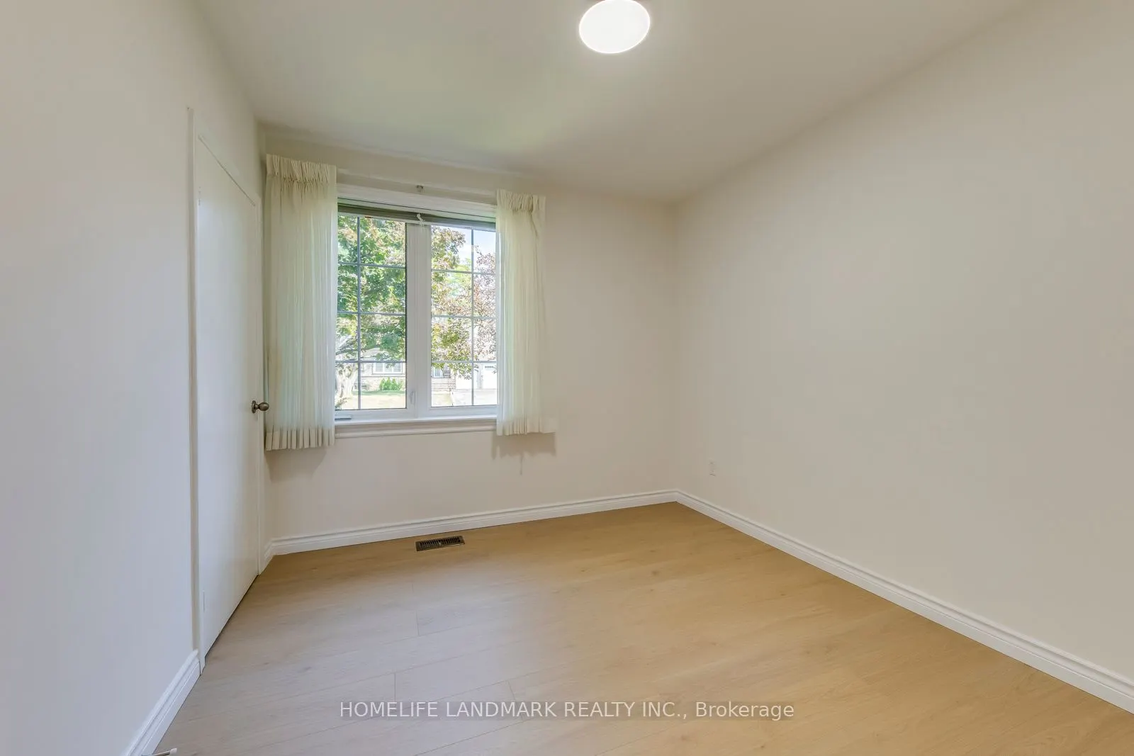 438 Sandmere Place