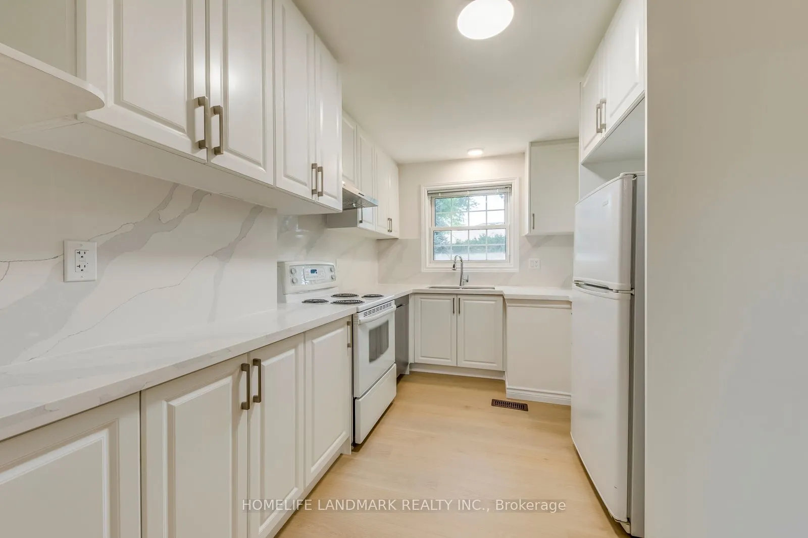 438 Sandmere Place
