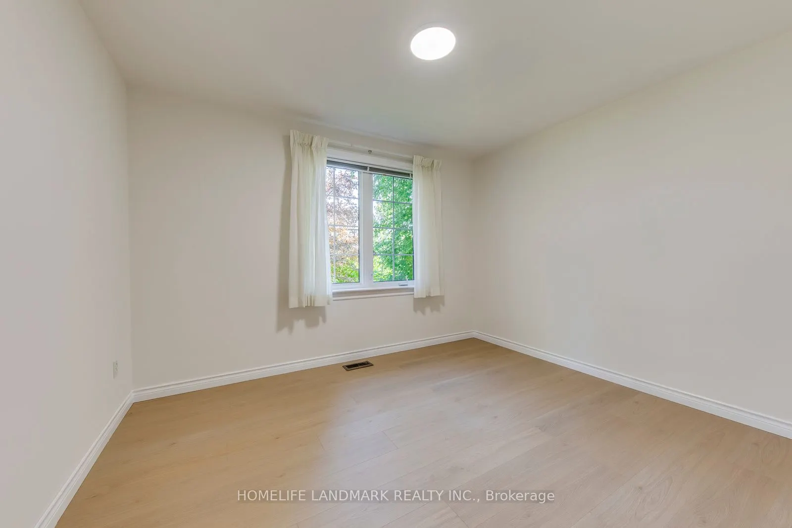 438 Sandmere Place