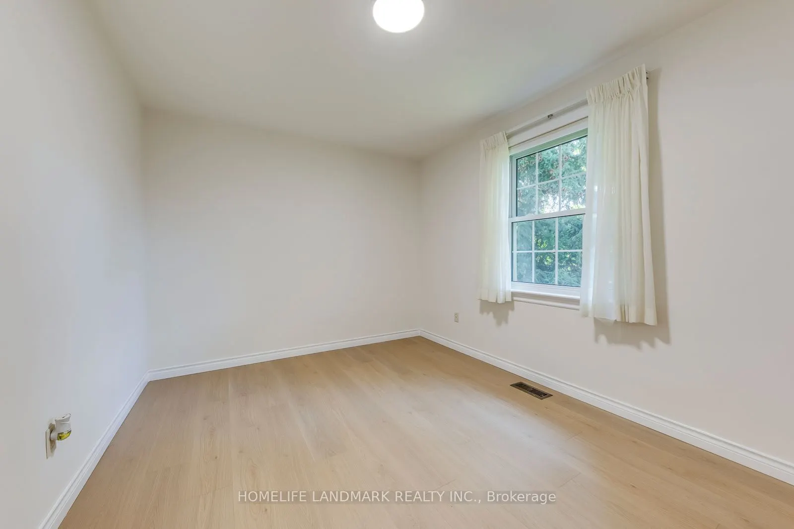 438 Sandmere Place