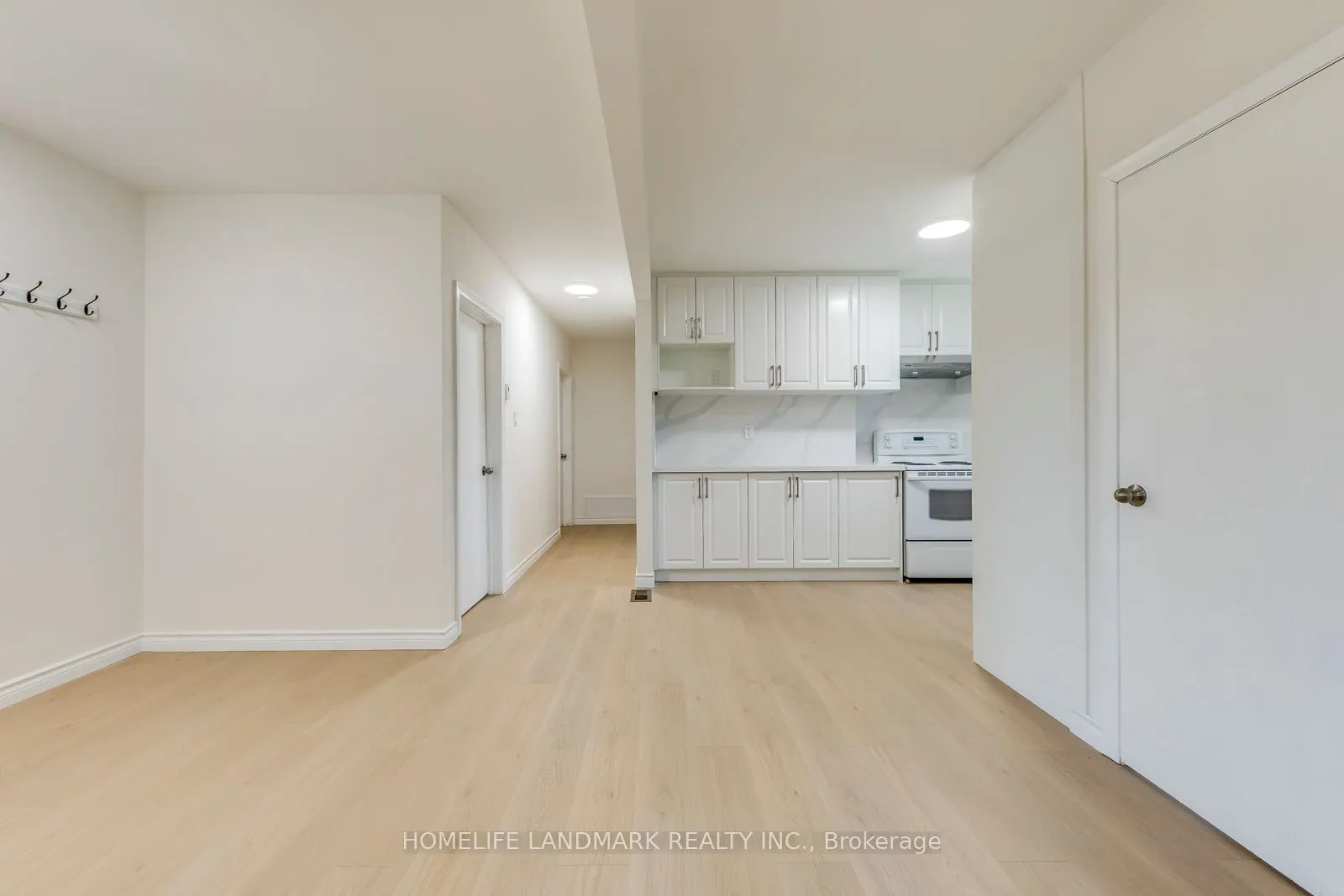 438 Sandmere Place